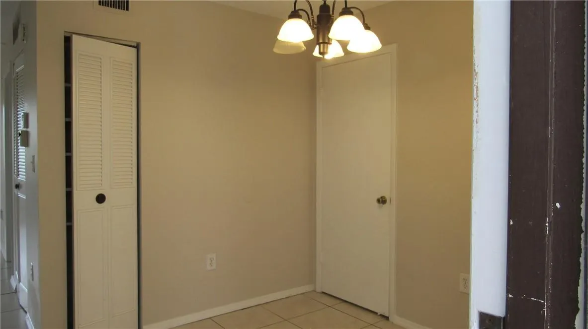 6507 Winfield Blvd, #203-C