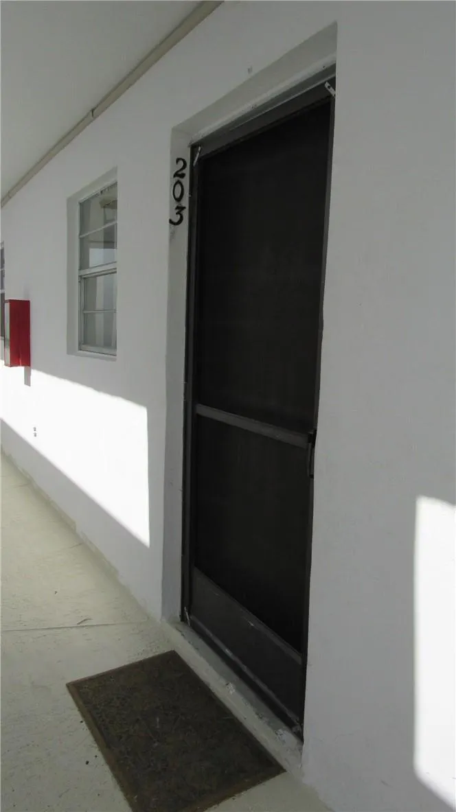 6507 Winfield Blvd, #203-C
