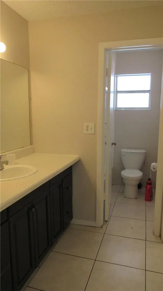 6507 Winfield Blvd, #203-C