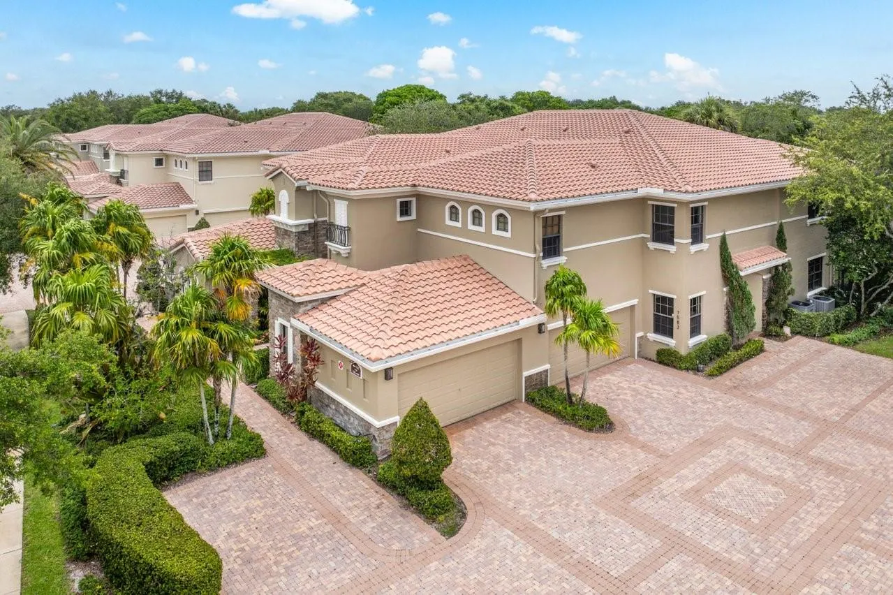 7587 Old Thyme Ct, #3D