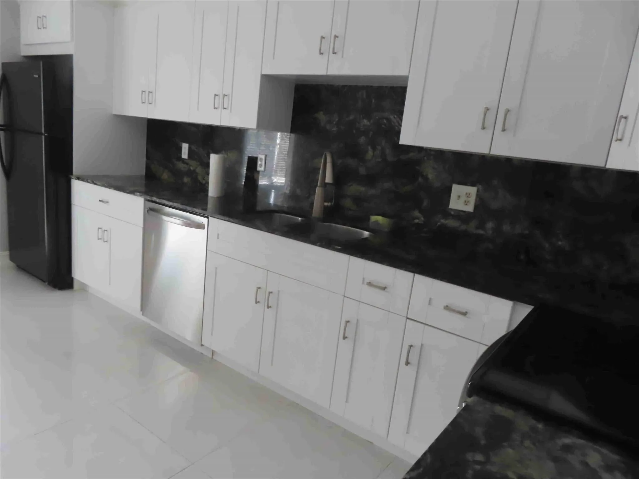 69 SW Blackburn, #11