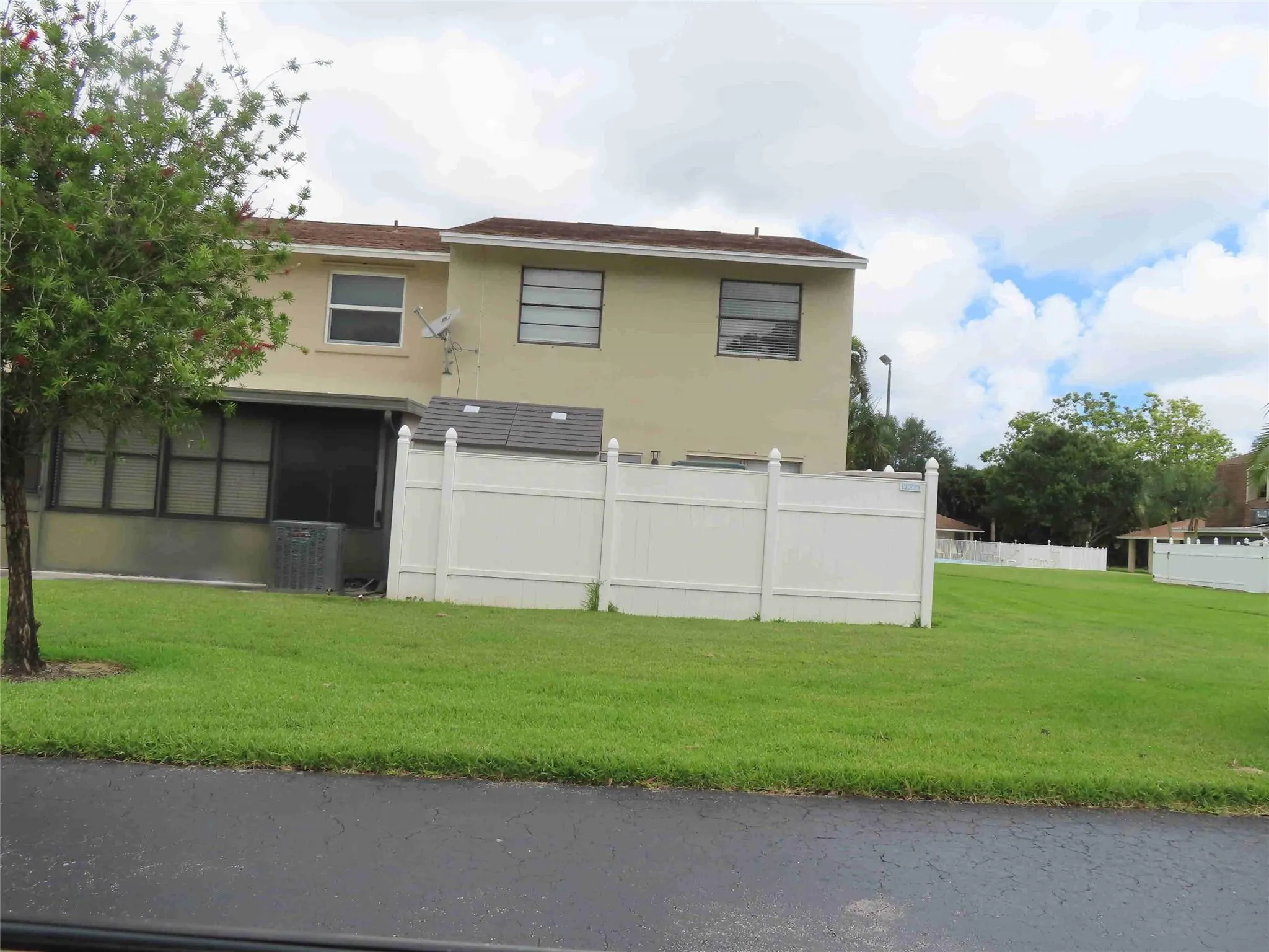 69 SW Blackburn, #11
