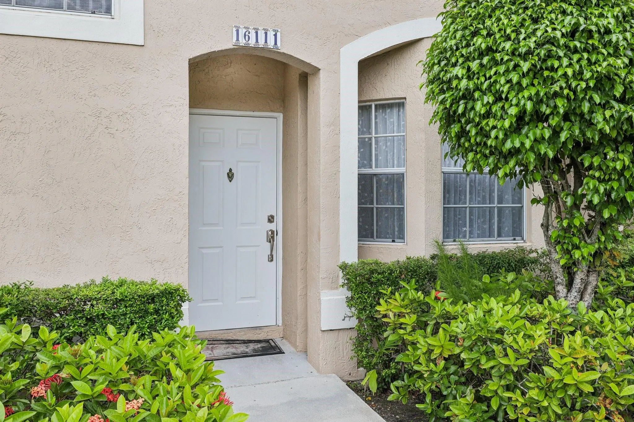 16111 Emerald Cove Rd