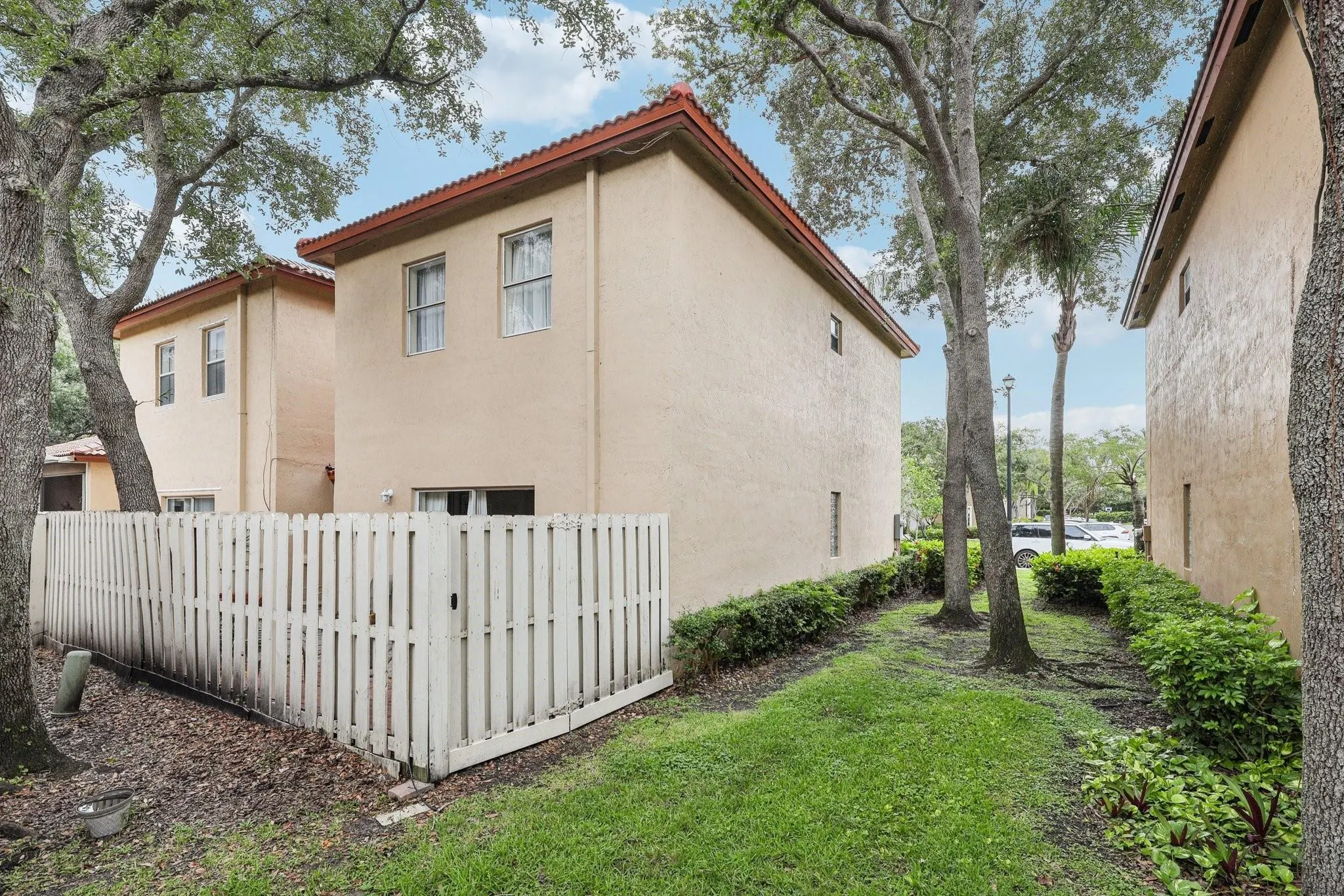 16111 Emerald Cove Rd