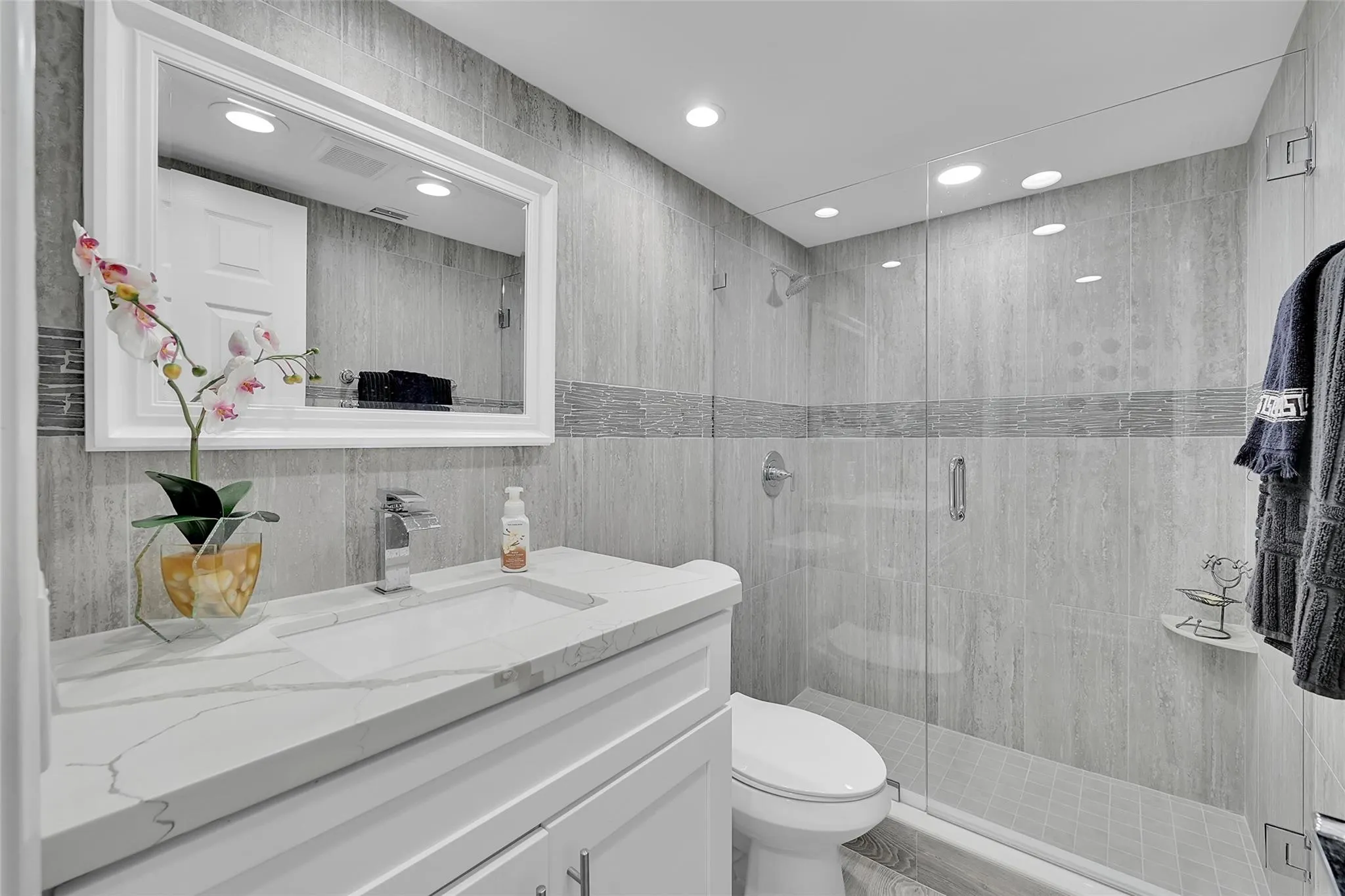 1701 Andros Isle, #G4