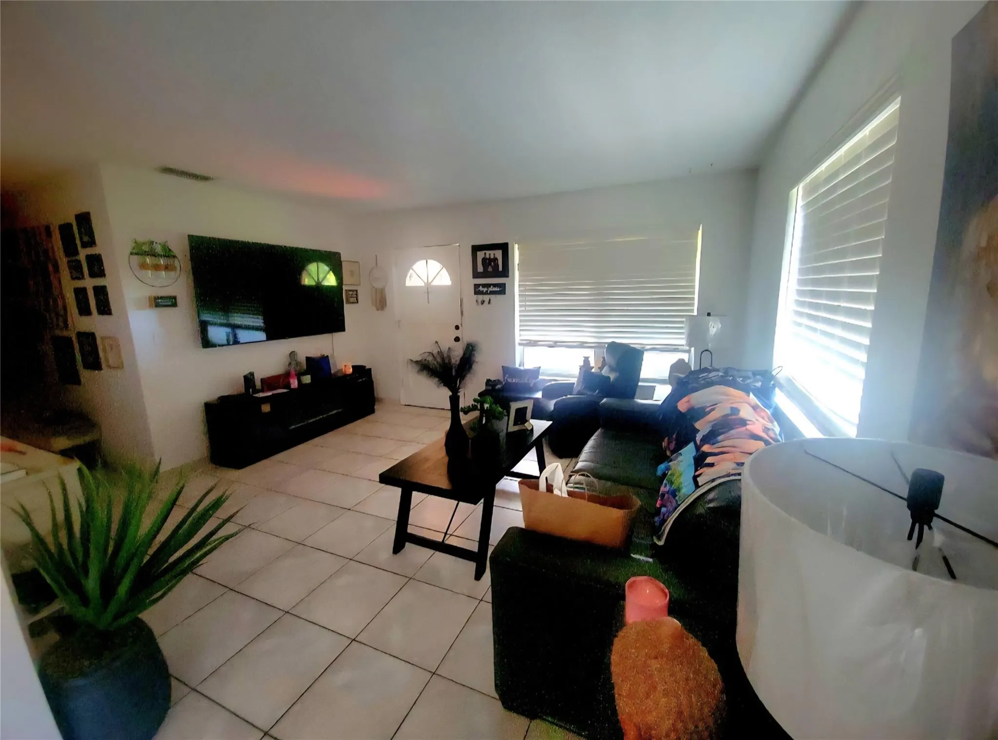 2364 NW 31st St