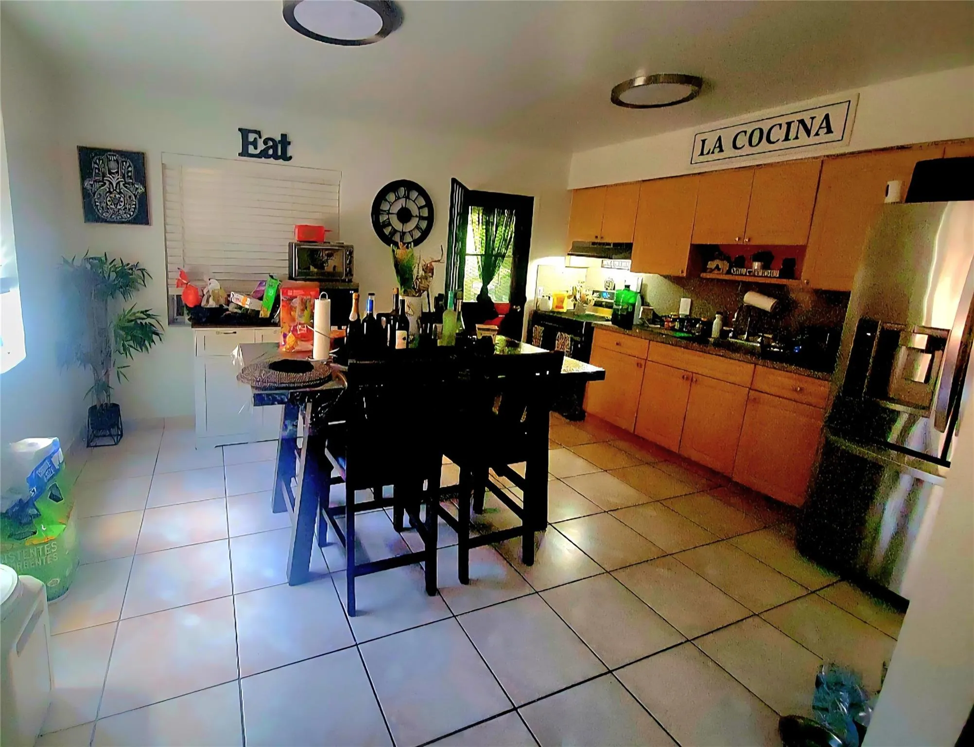 2364 NW 31st St