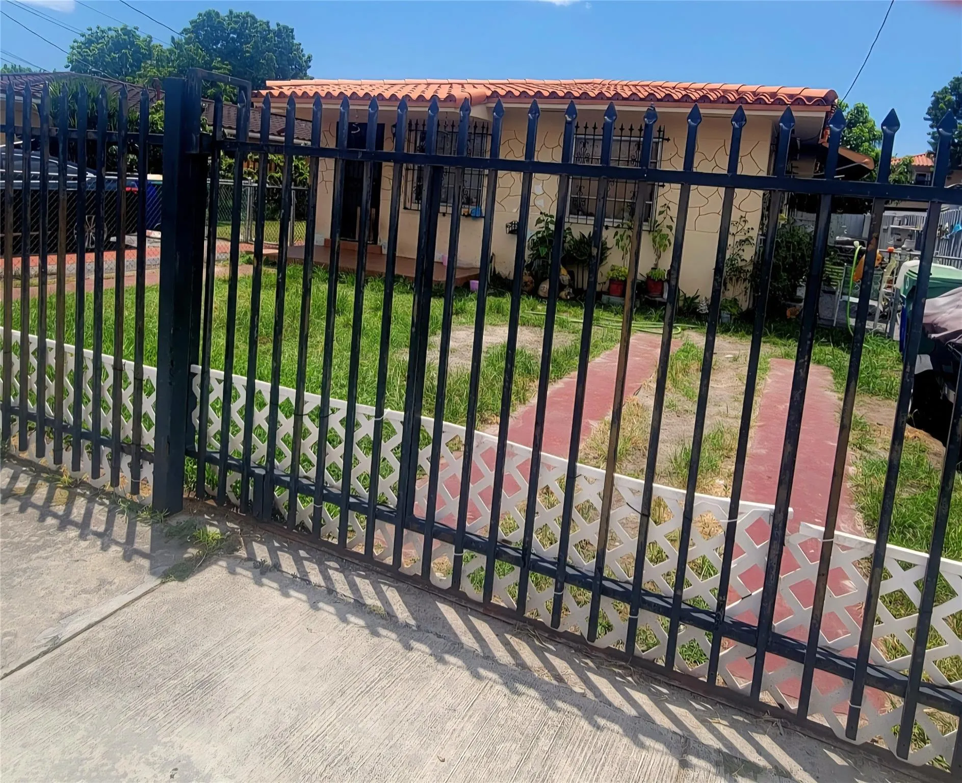 2364 NW 31st St