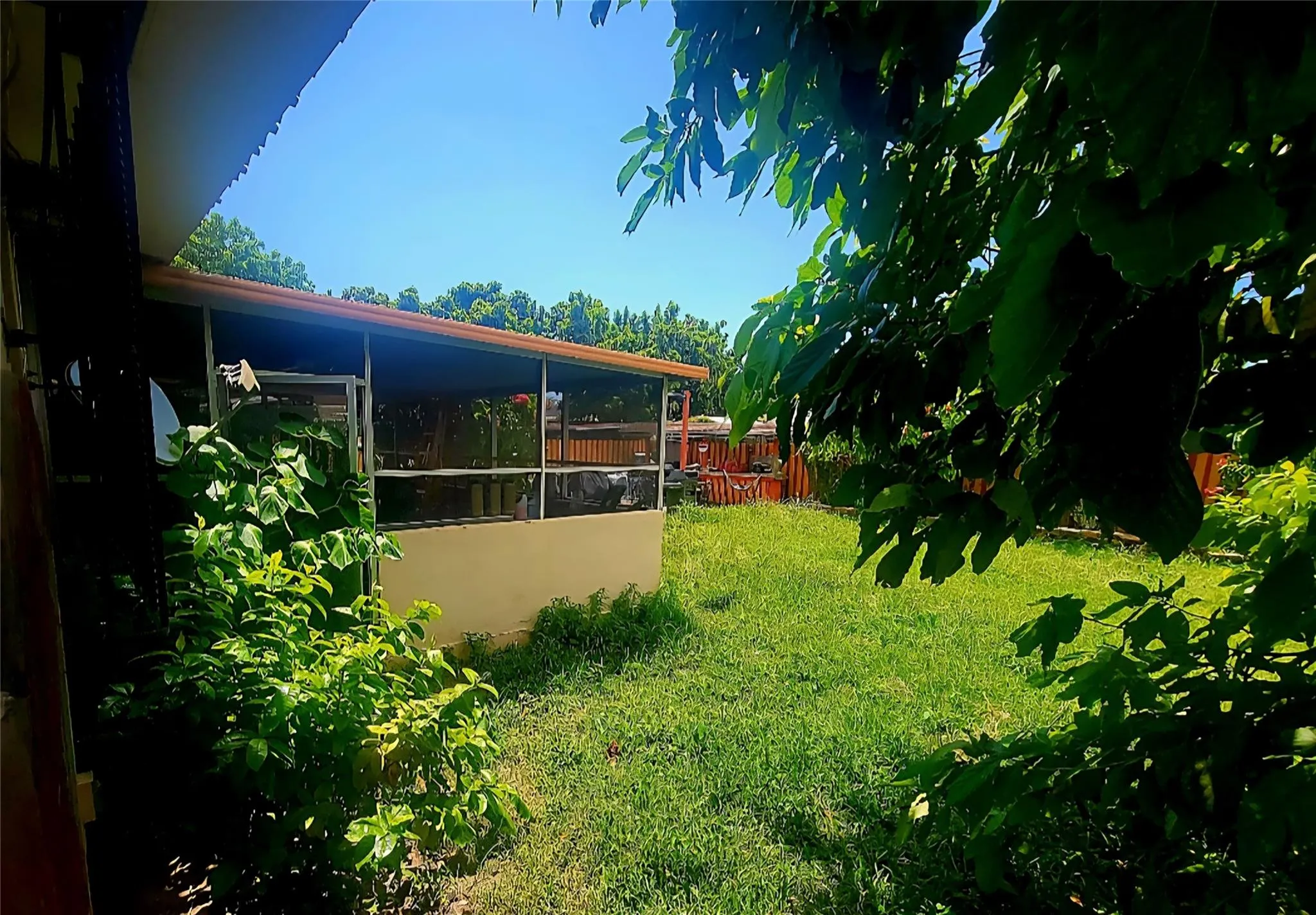 2364 NW 31st St