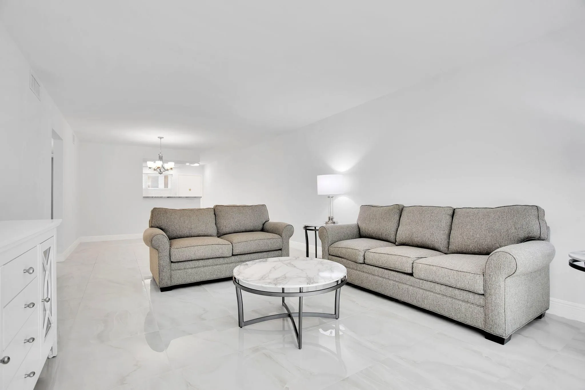2202 Lucaya Bnd, #H2