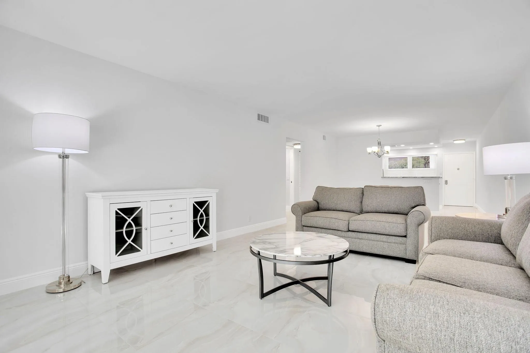 2202 Lucaya Bnd, #H2