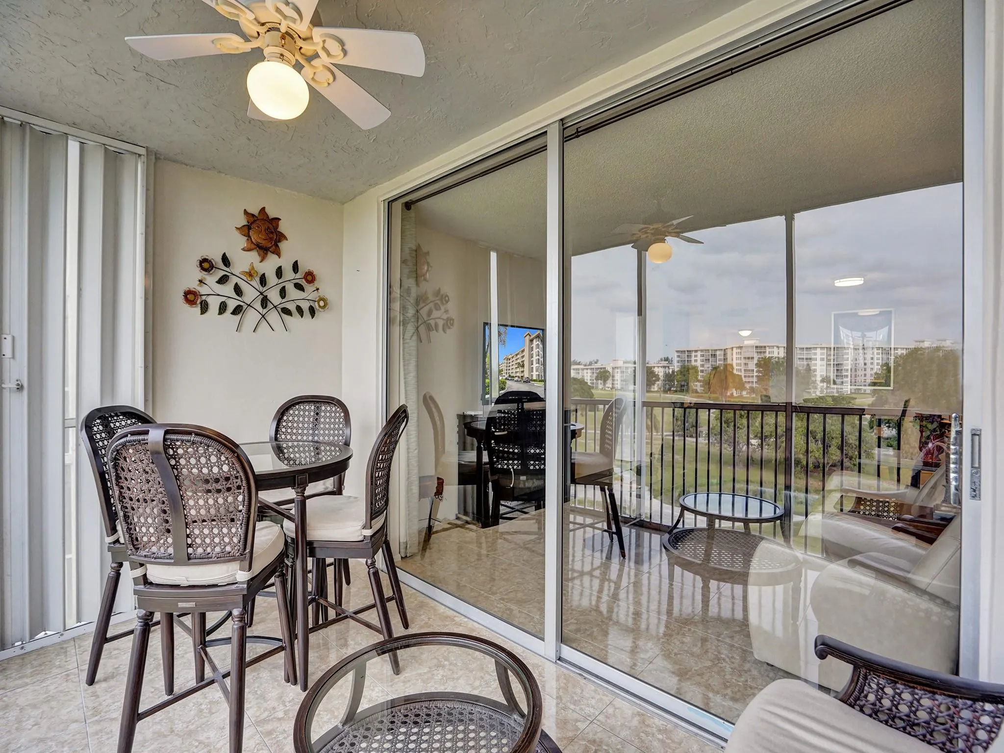 2901 S Palm Aire Dr, #507