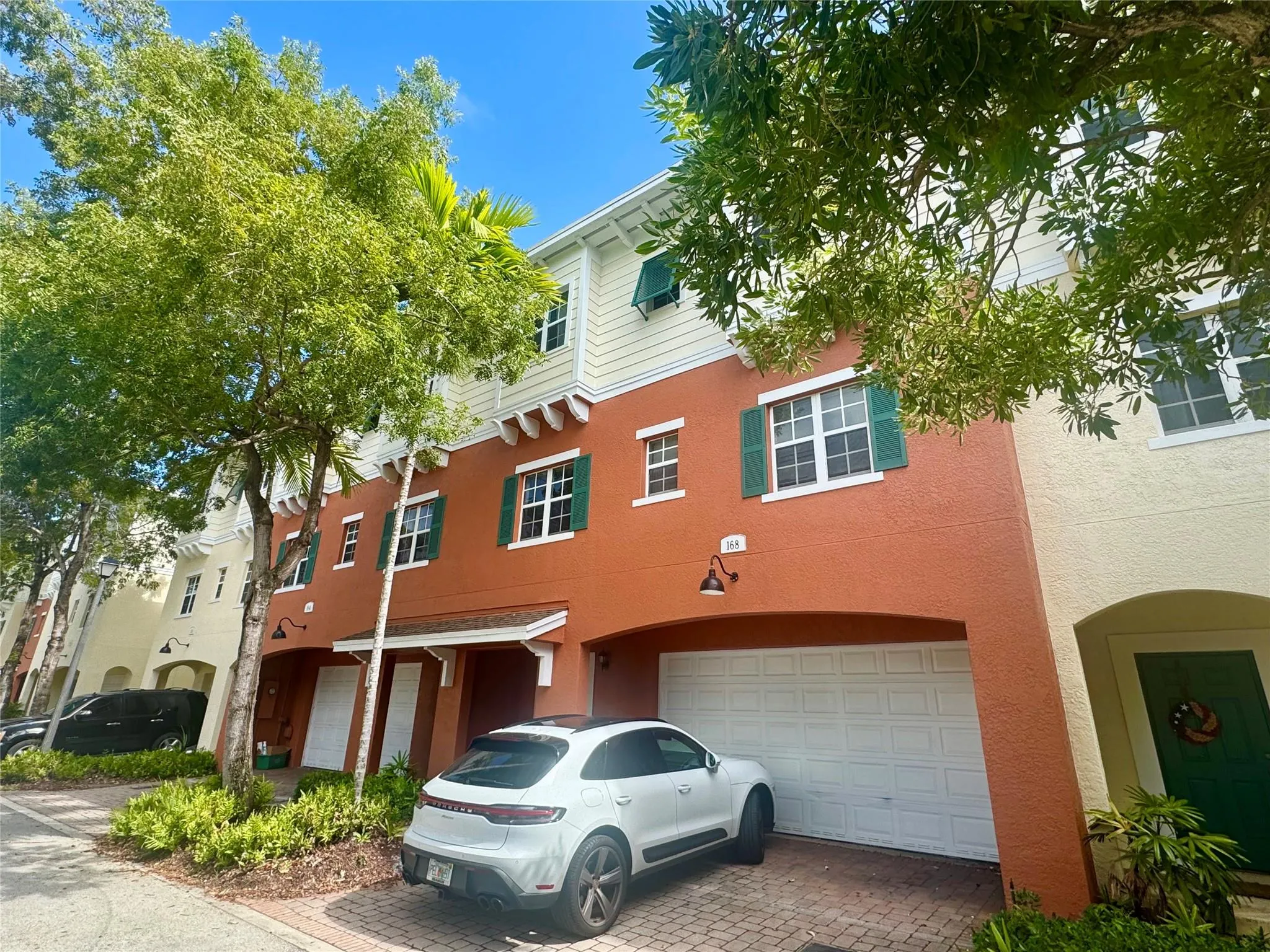 168 SW 6th Ct