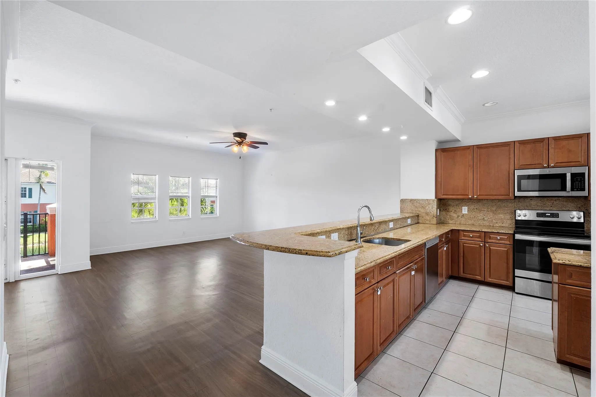 168 SW 6th Ct