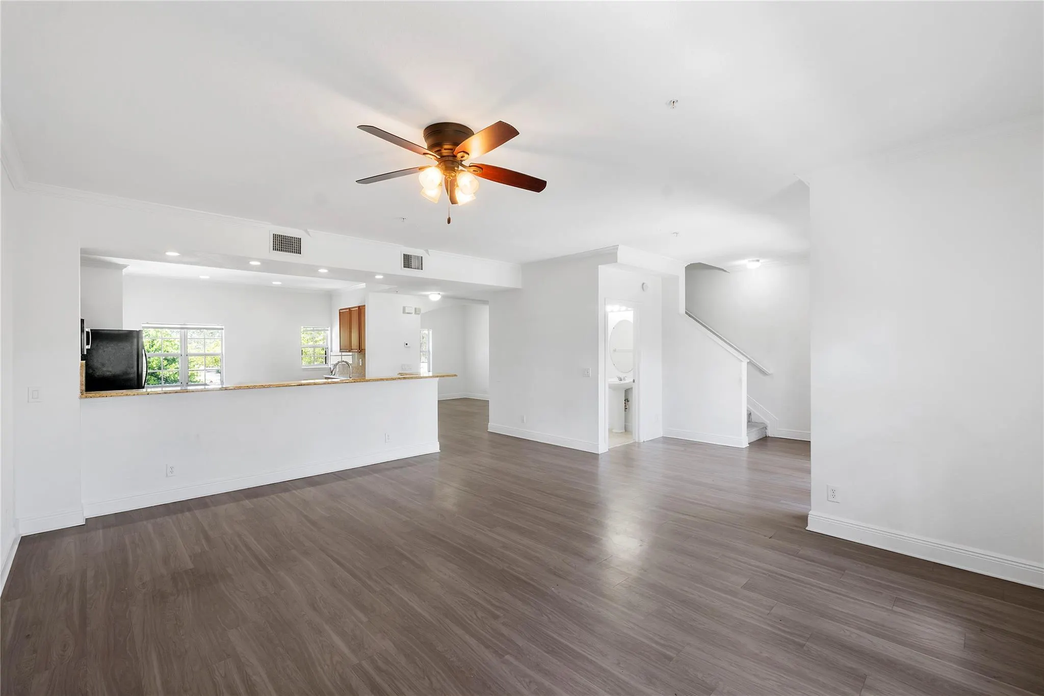 168 SW 6th Ct