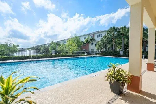 168 SW 6th Ct