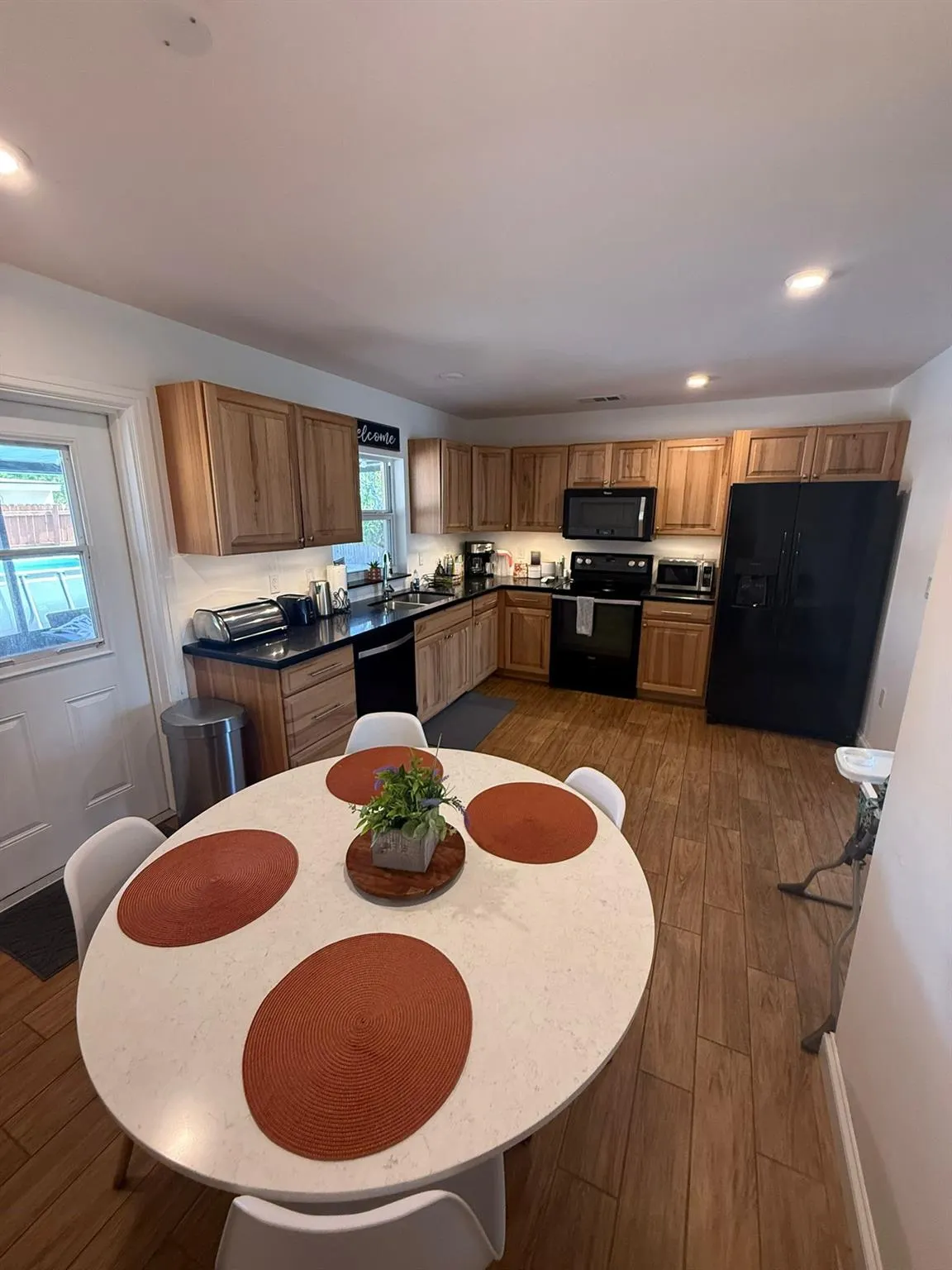 541 NE 58th Ct