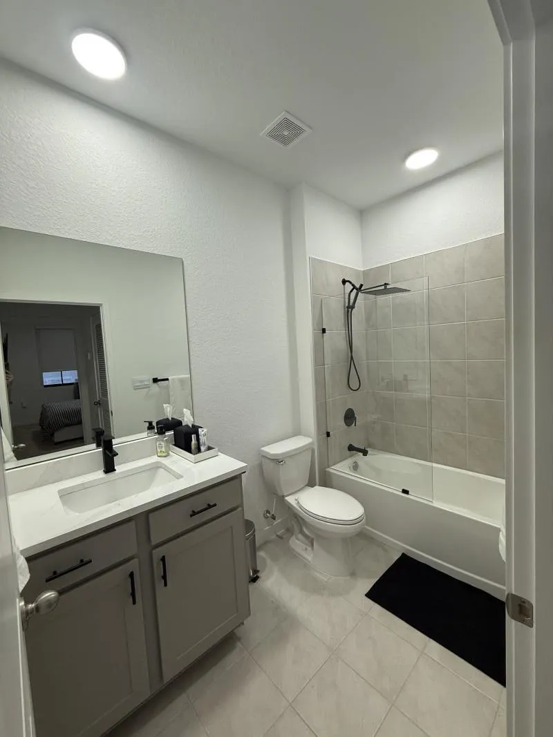 845 NW 3rd Way