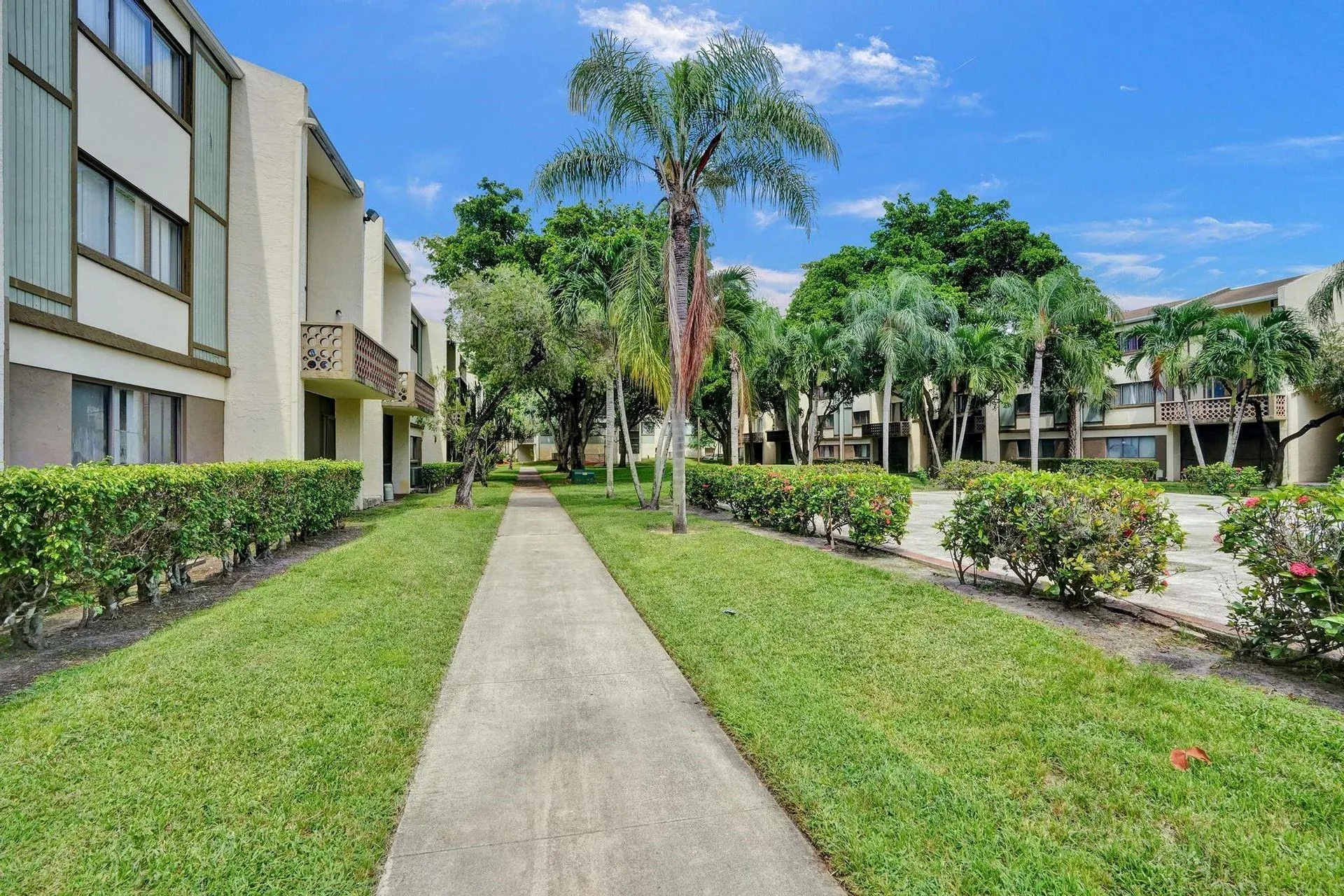 4200 Inverrary Blvd, #3103
