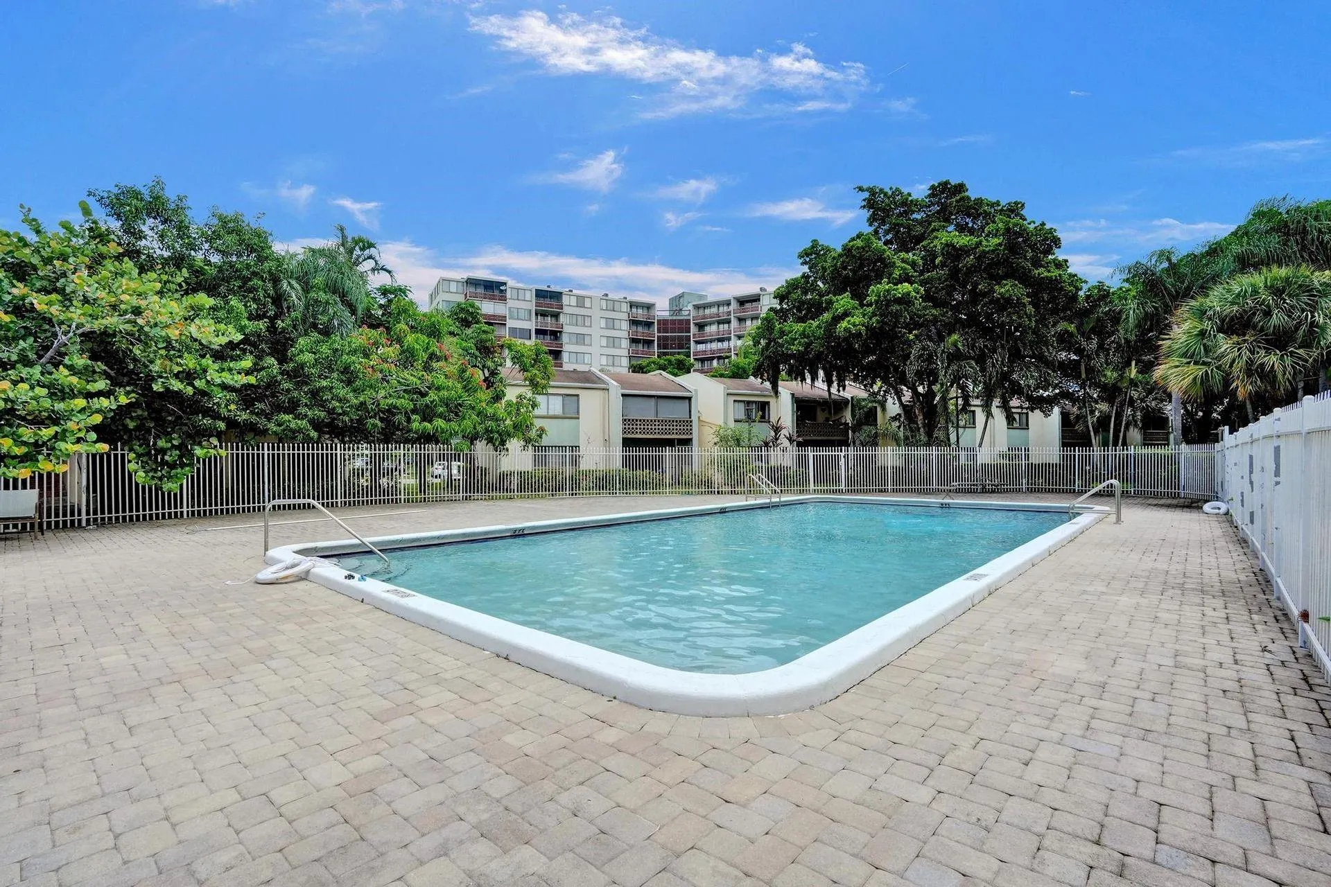 4200 Inverrary Blvd, #3103