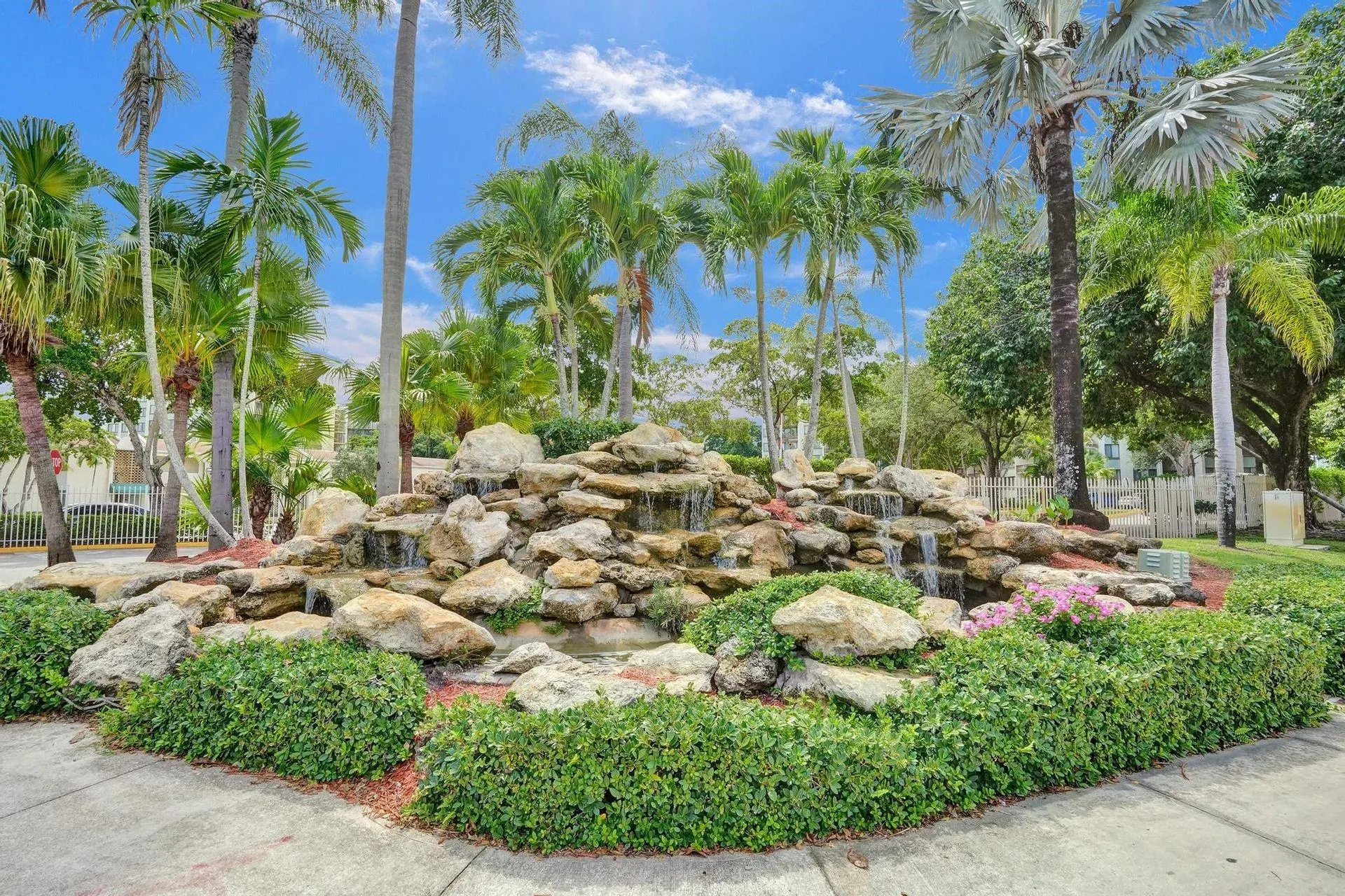 4200 Inverrary Blvd, #3103