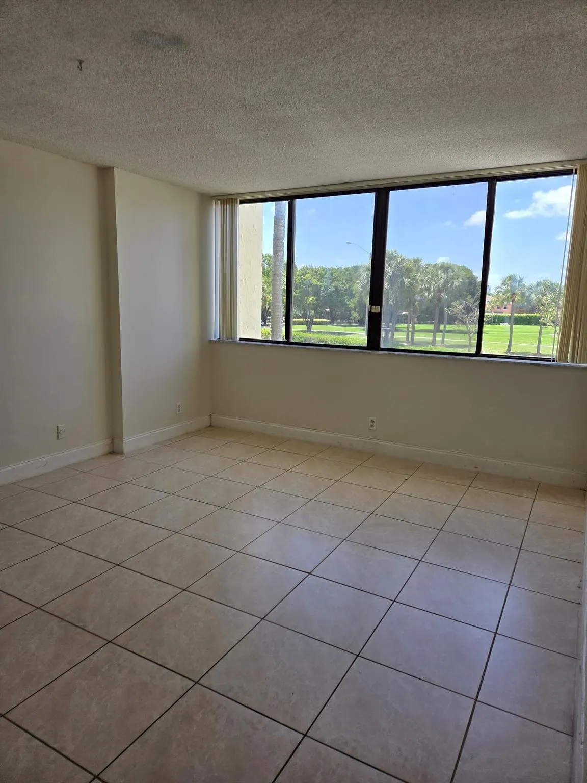 4200 Inverrary Blvd, #3103