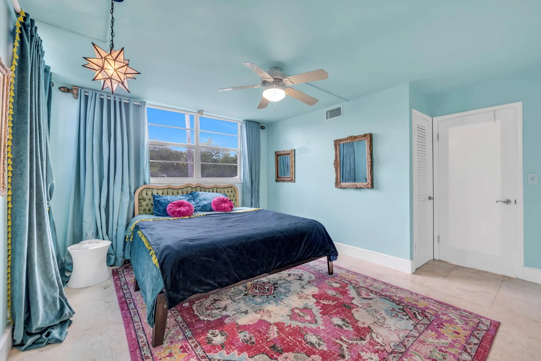 1811 Jefferson St, #203