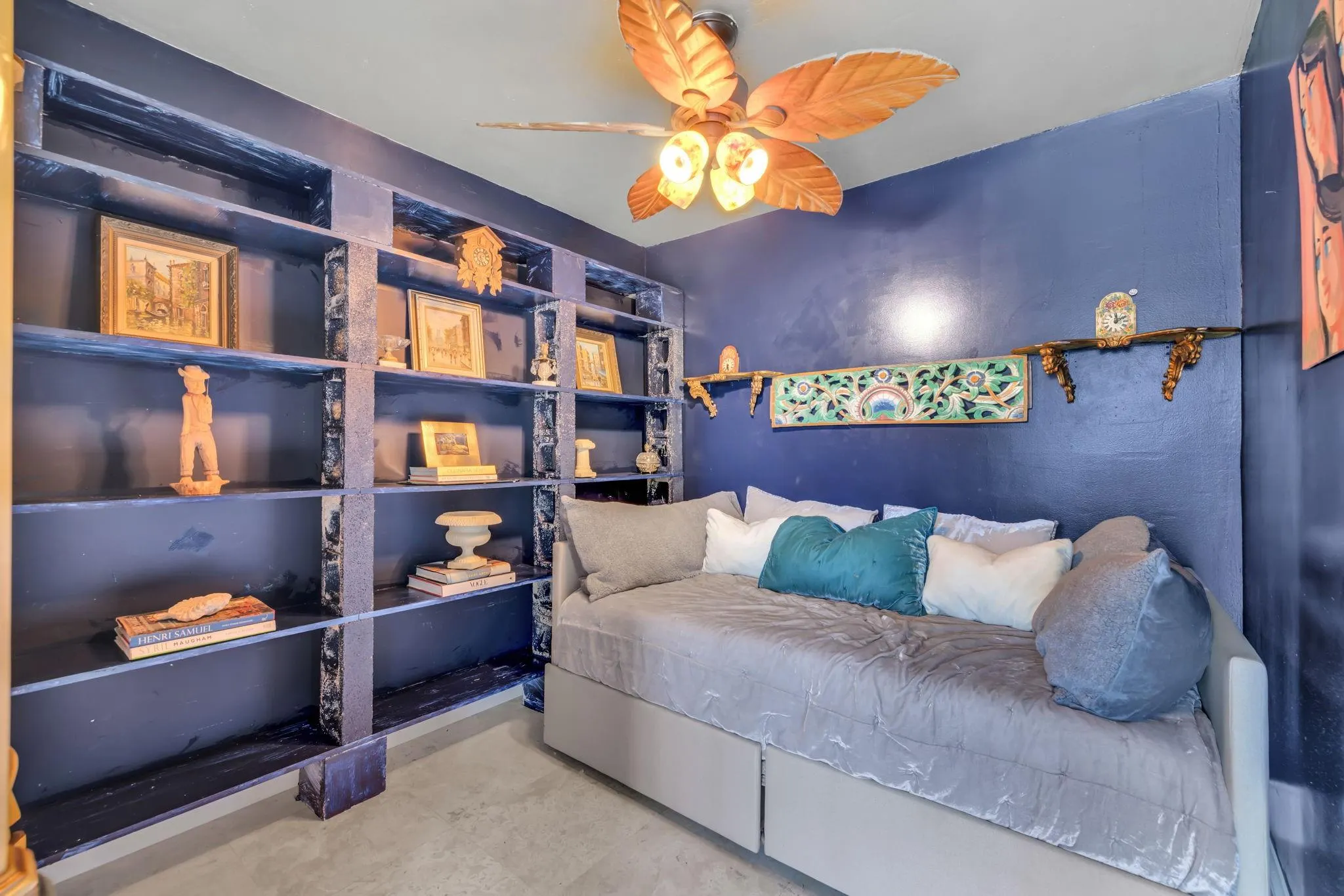 1811 Jefferson St, #203