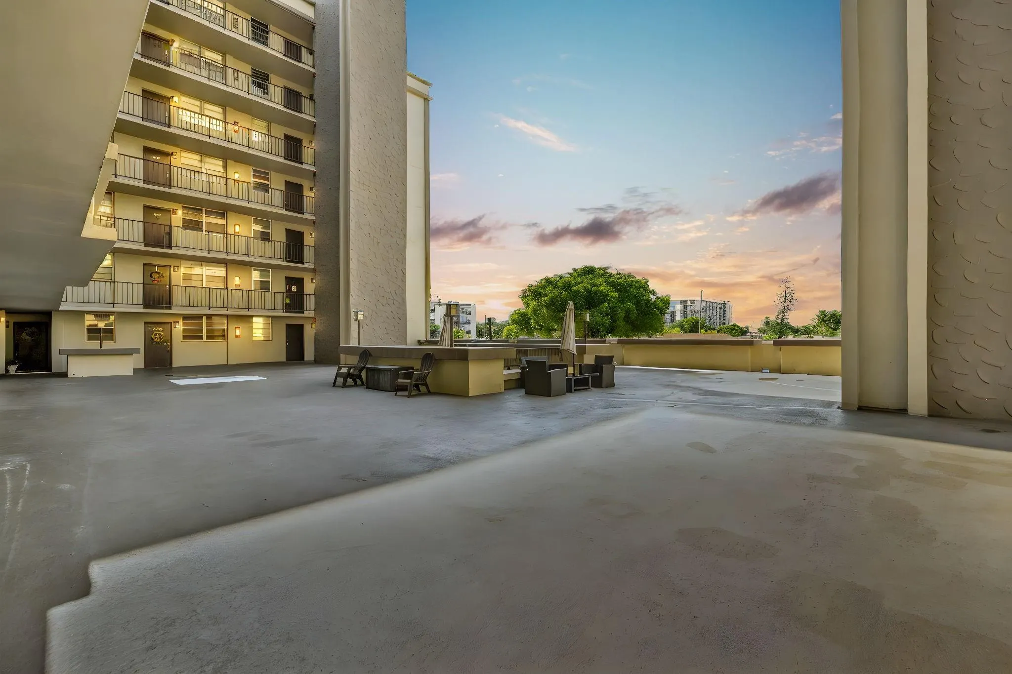 1811 Jefferson St, #203
