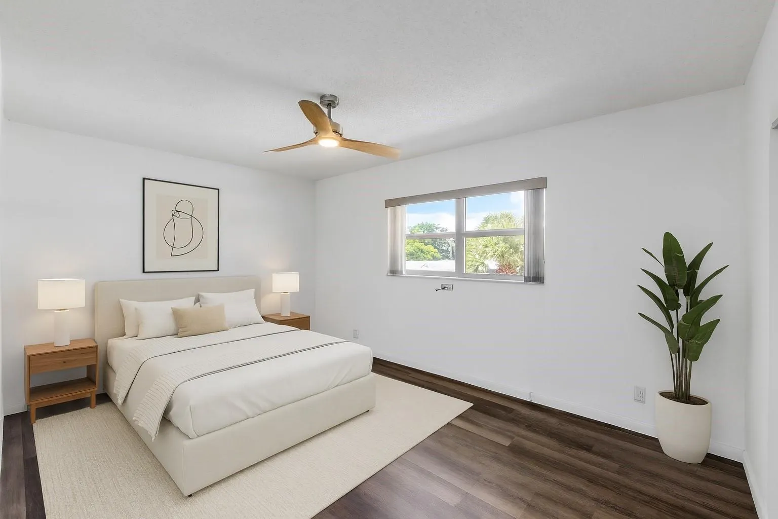 6751 Cypress Rd, #204