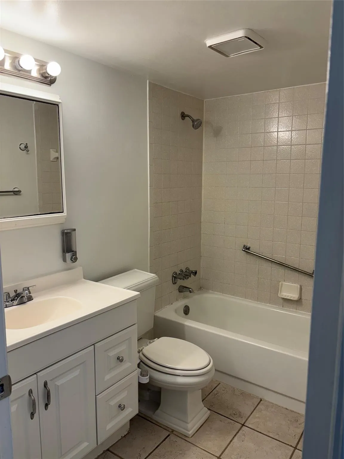 711 Sunny Pine Way, #B-2