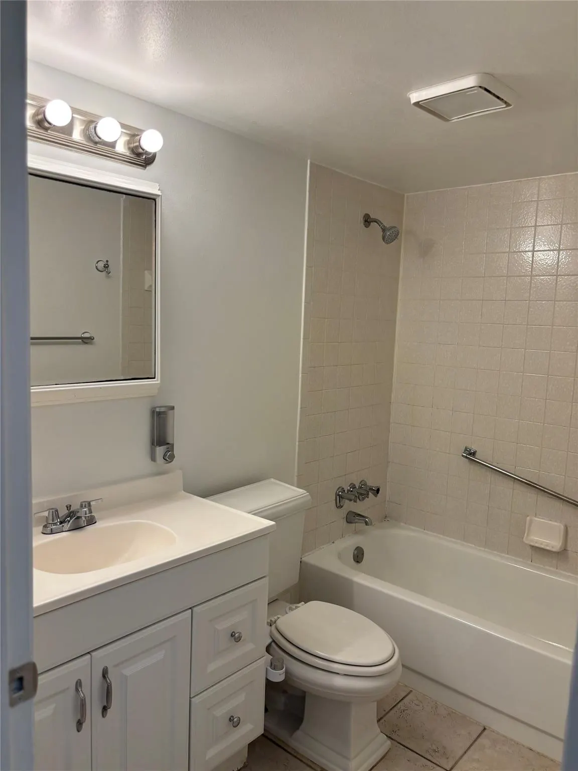 711 Sunny Pine Way, #B-2