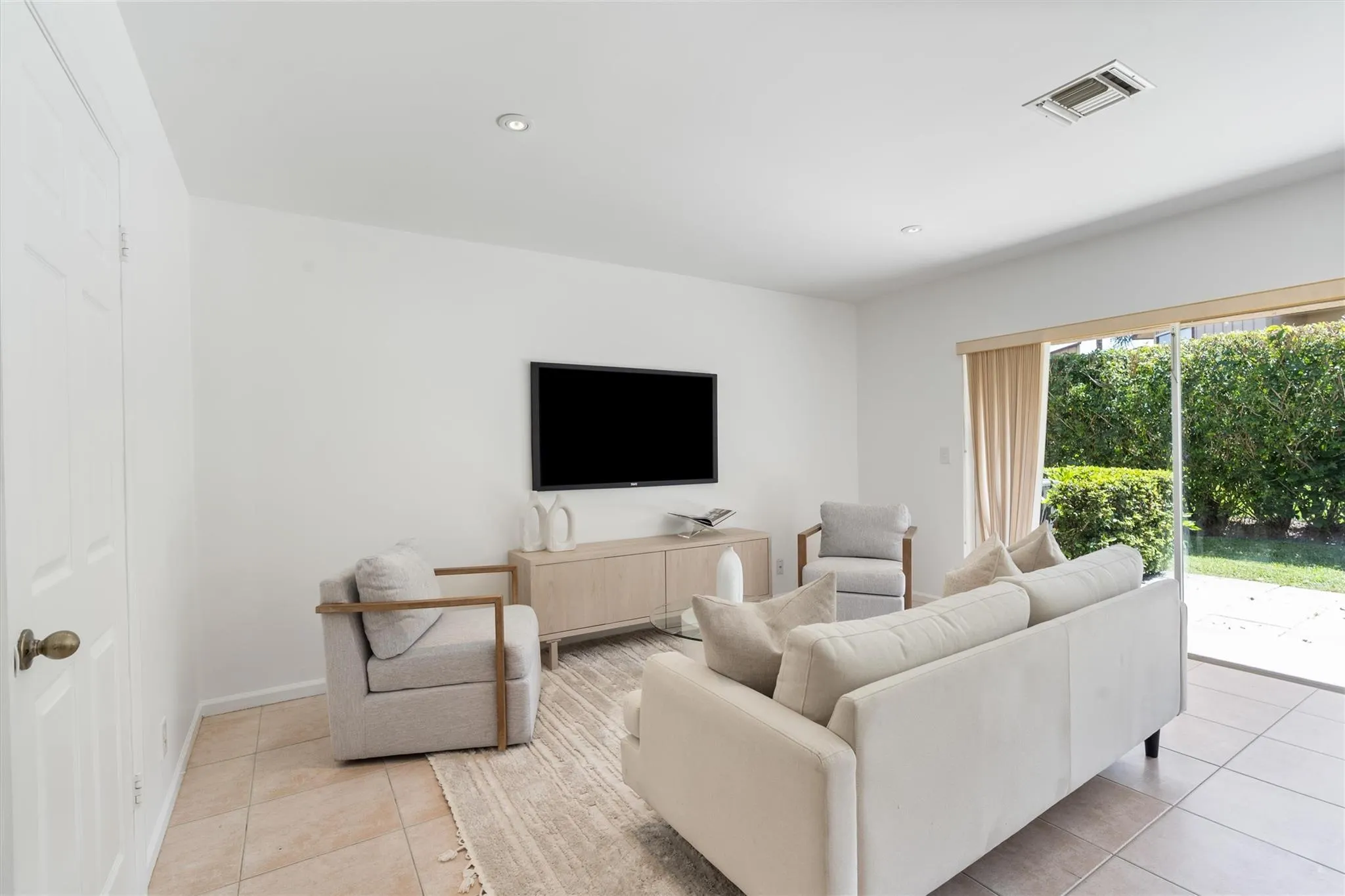 10108 Royal Palm Blvd, #105-B