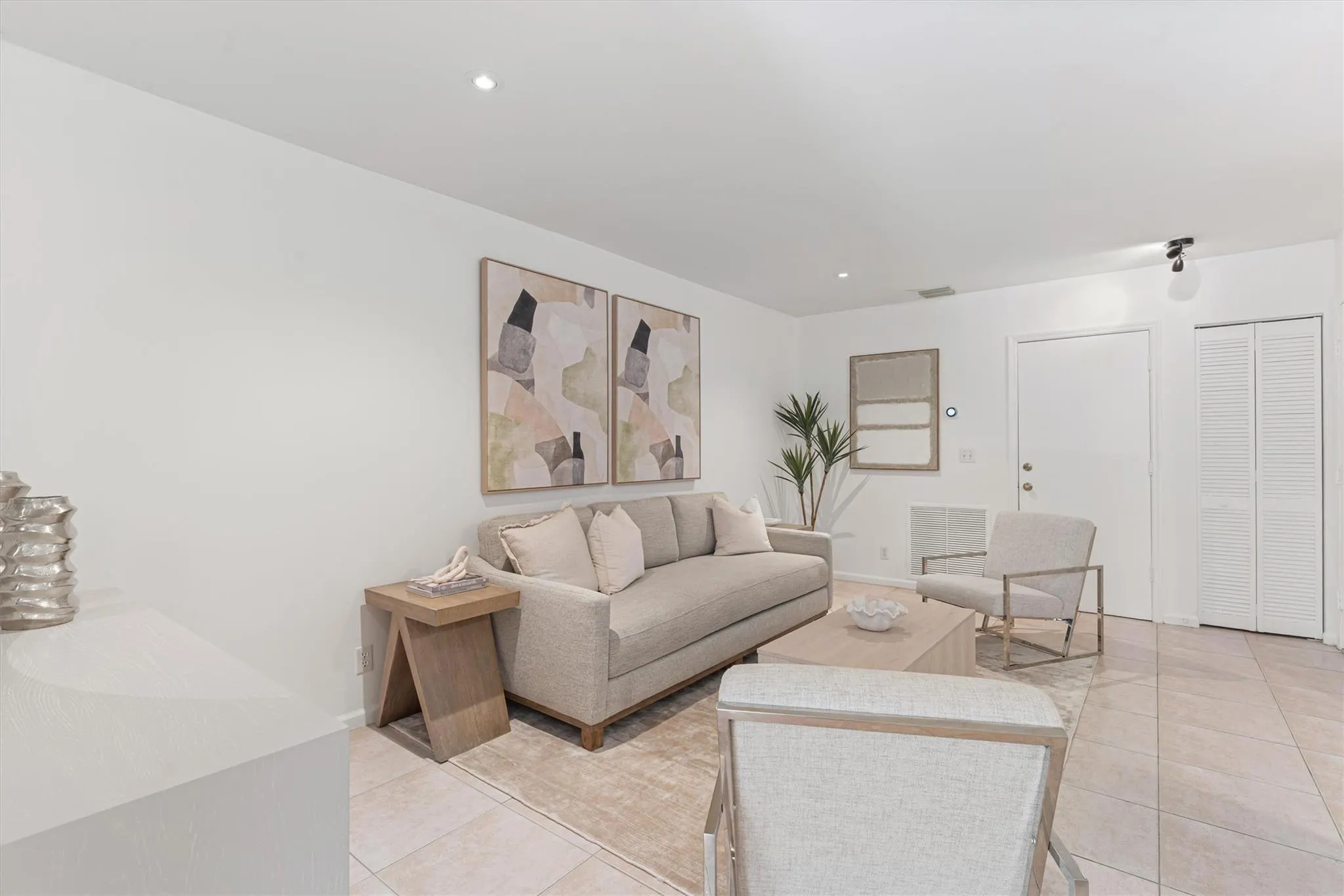 10108 Royal Palm Blvd, #105-B