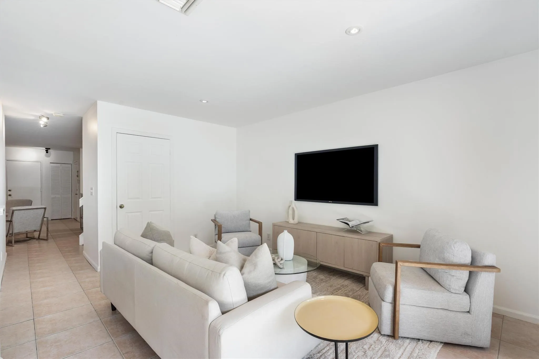 10108 Royal Palm Blvd, #105-B