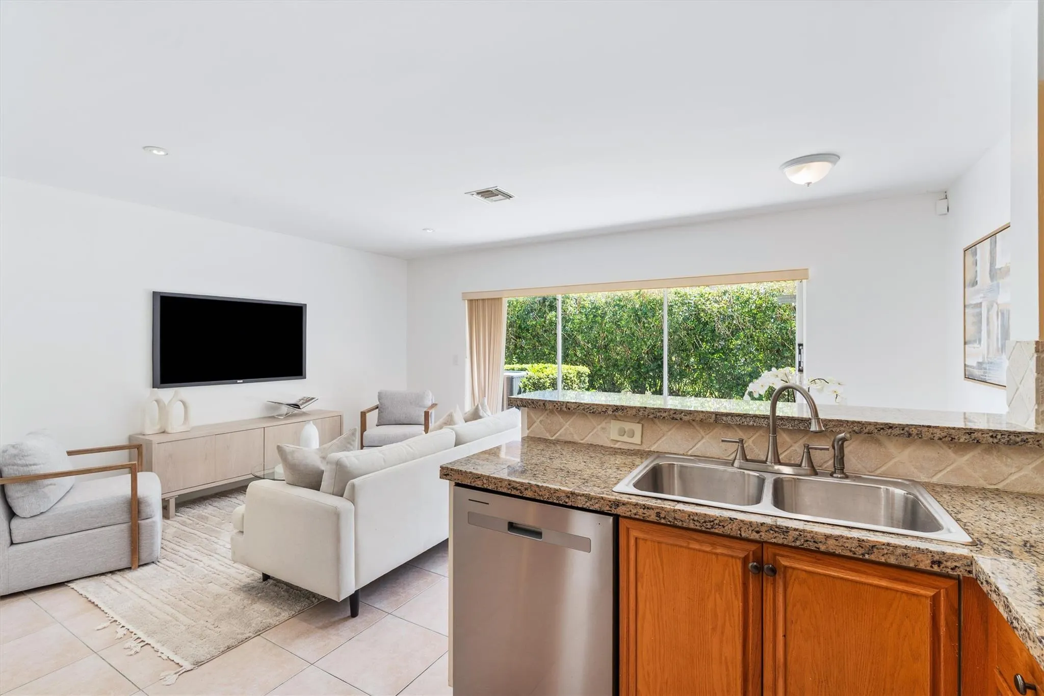 10108 Royal Palm Blvd, #105-B