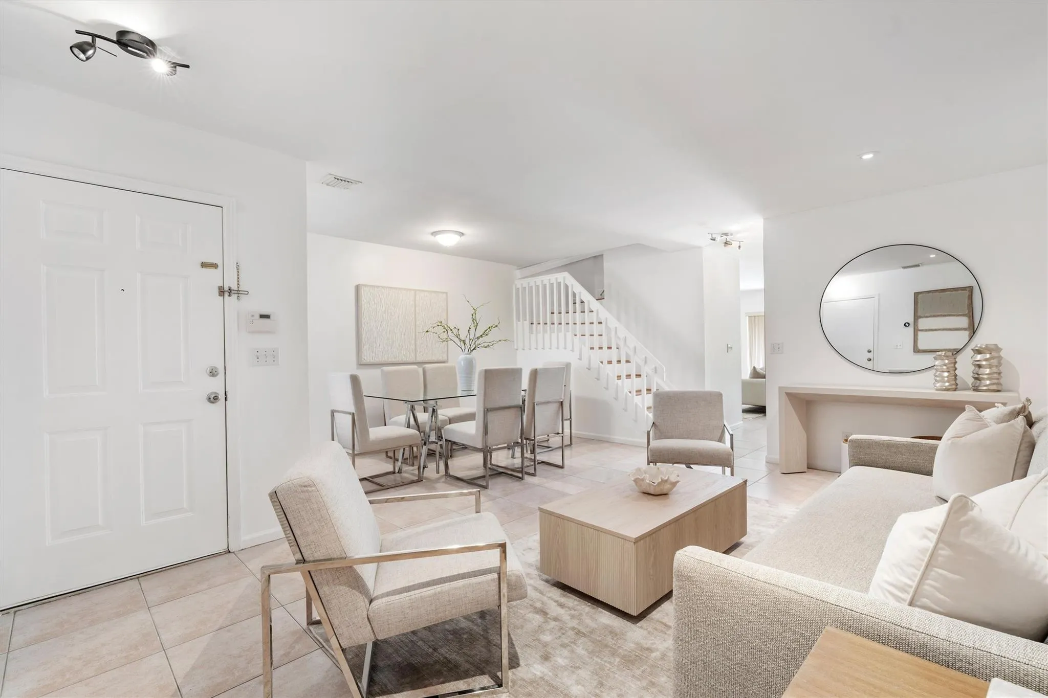 10108 Royal Palm Blvd, #105-B