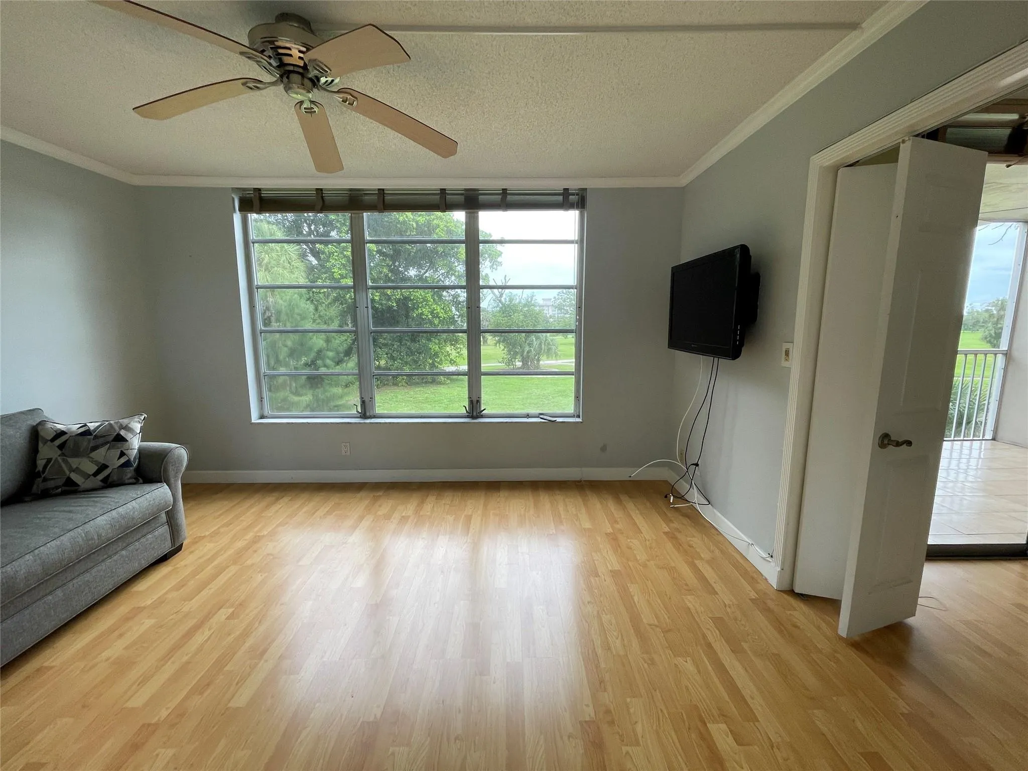 3051 S Palm Aire Dr, #204