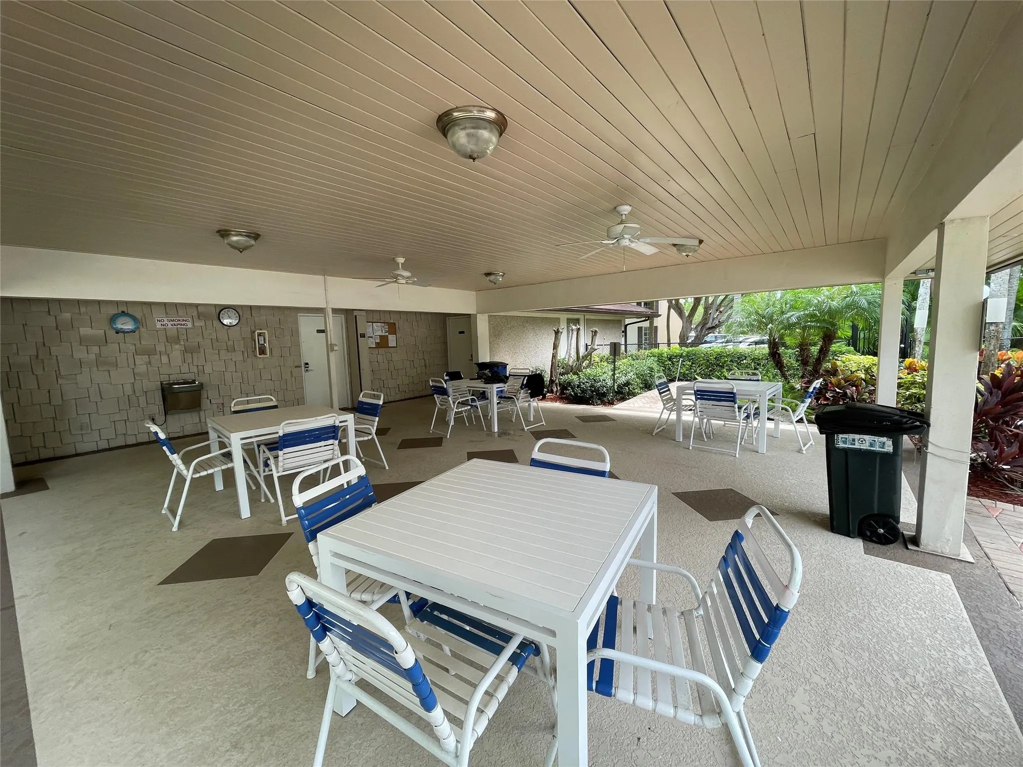 3051 S Palm Aire Dr, #204