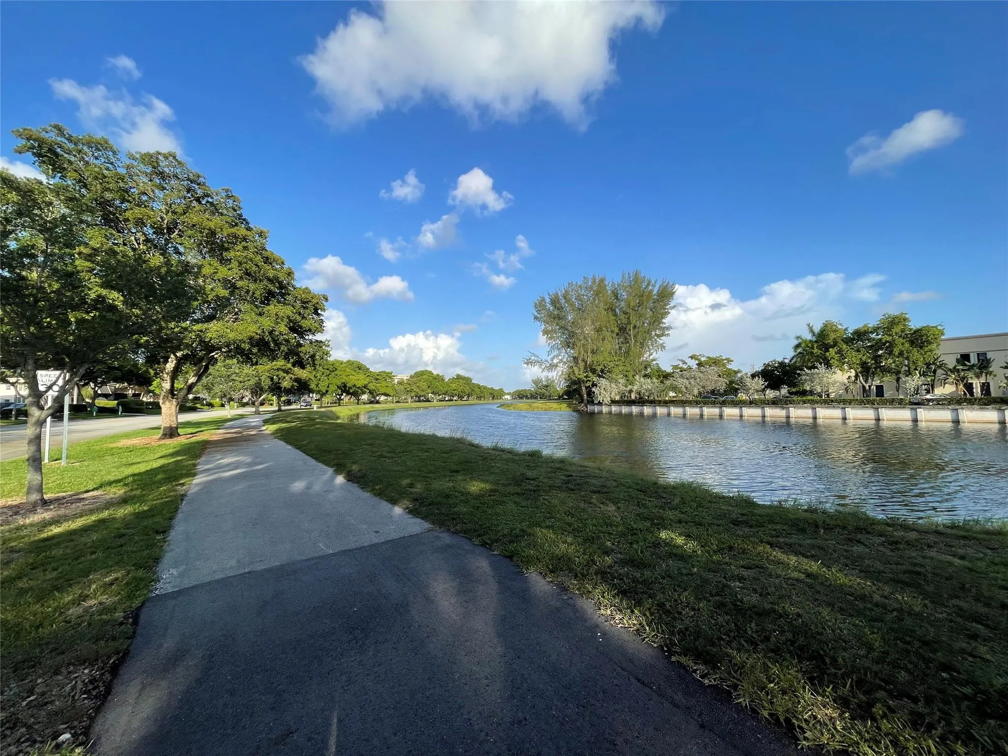 3051 S Palm Aire Dr, #204
