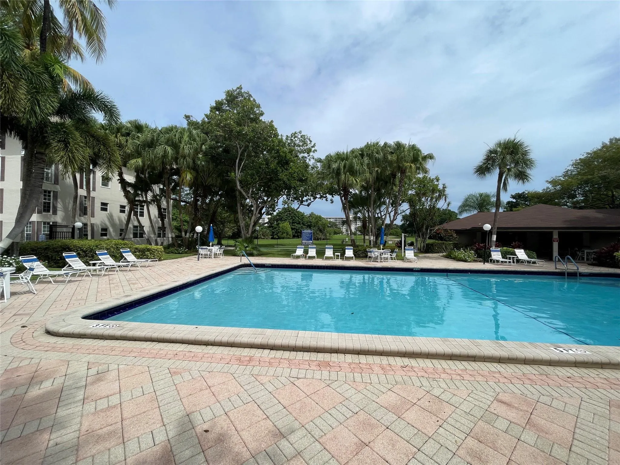 3051 S Palm Aire Dr, #204