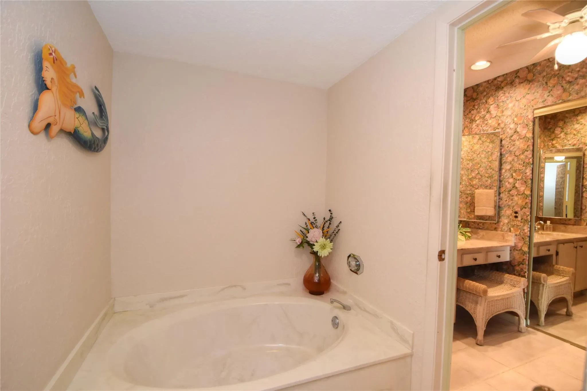 8044 Eastlake Dr, #9-A