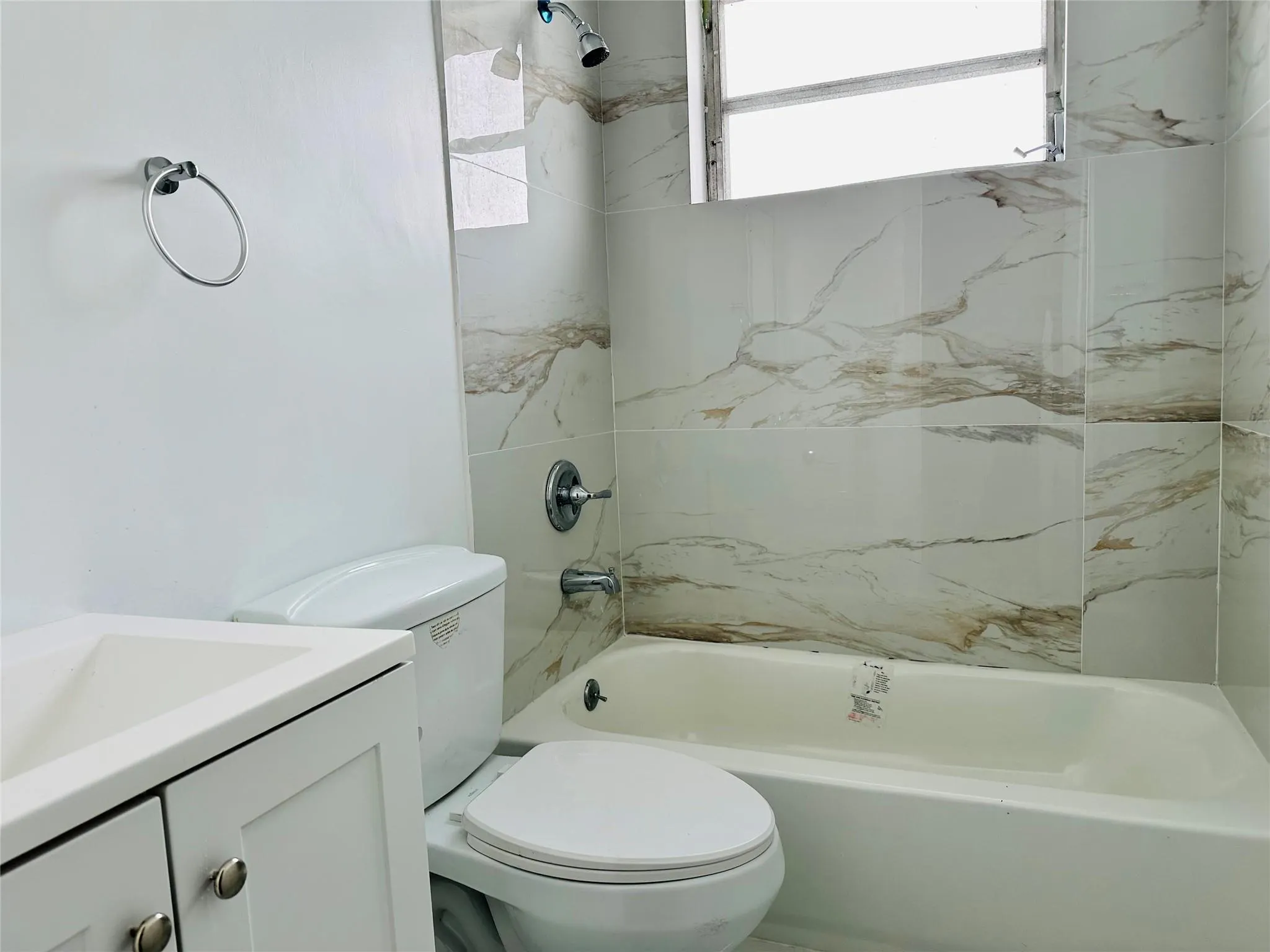 2720 NW 60th St