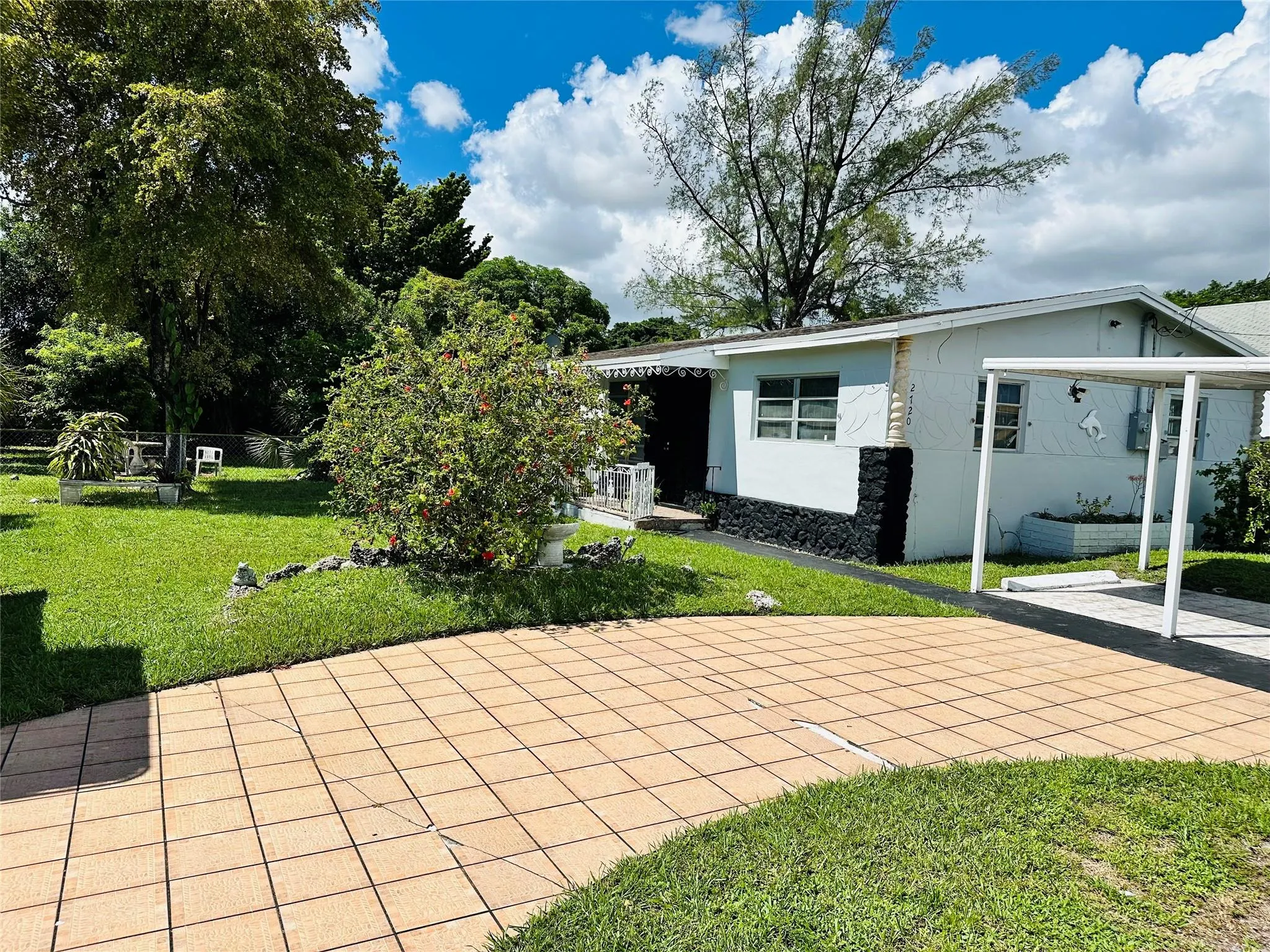 2720 NW 60th St