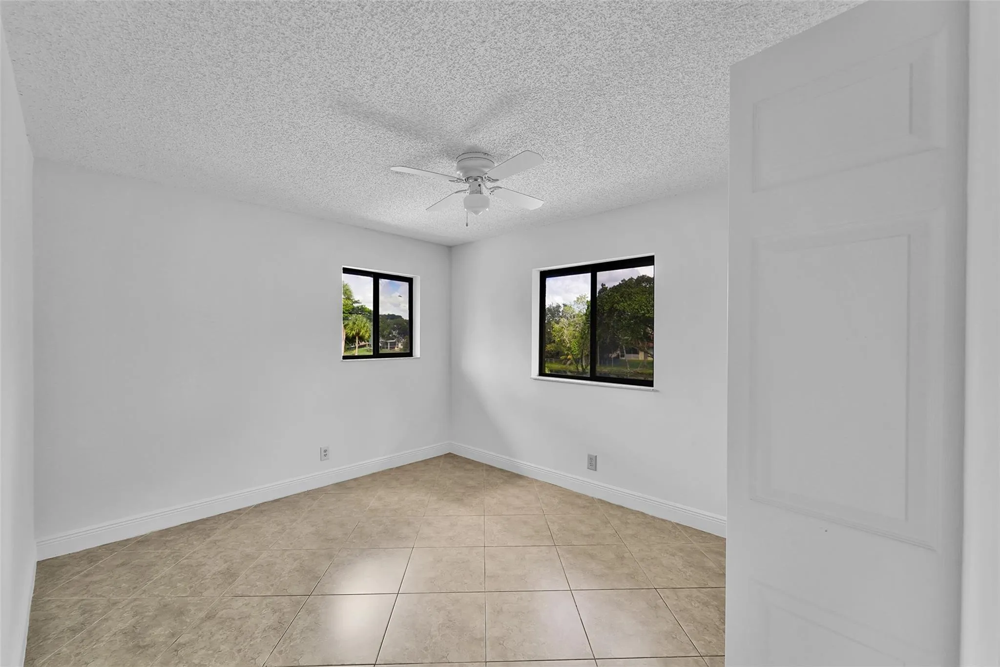 2376 NW 36th Ave