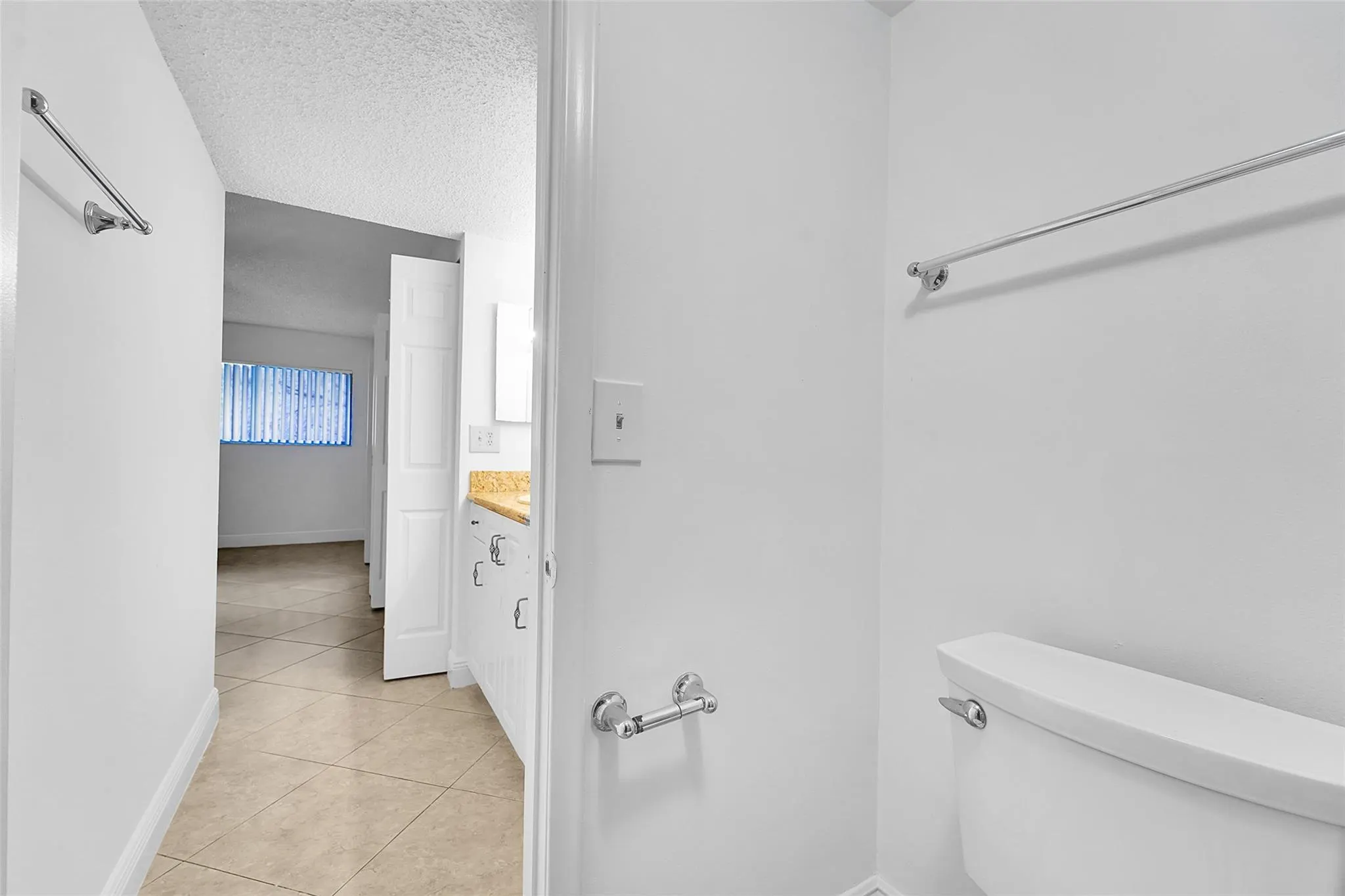 2376 NW 36th Ave