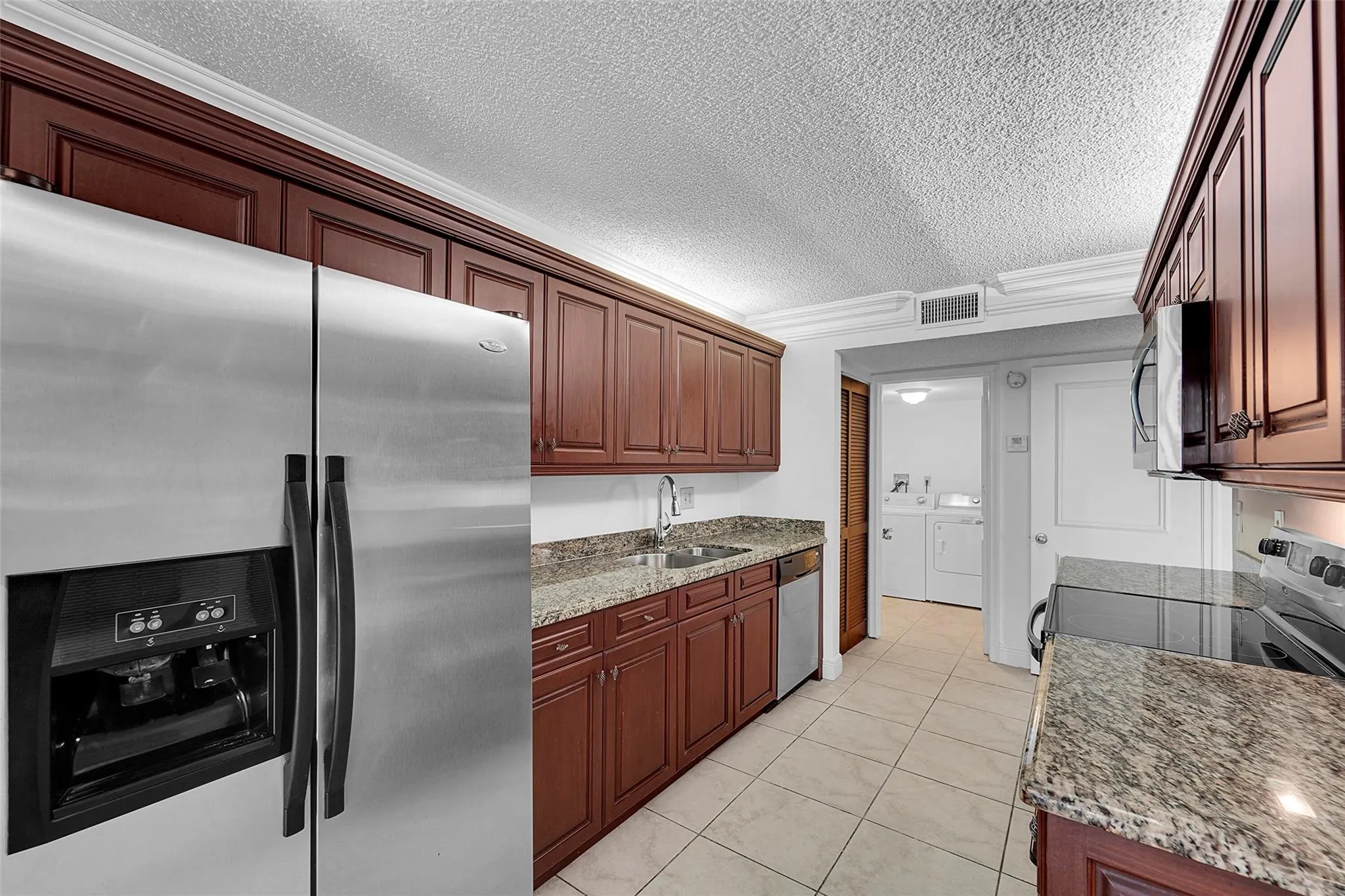 2376 NW 36th Ave