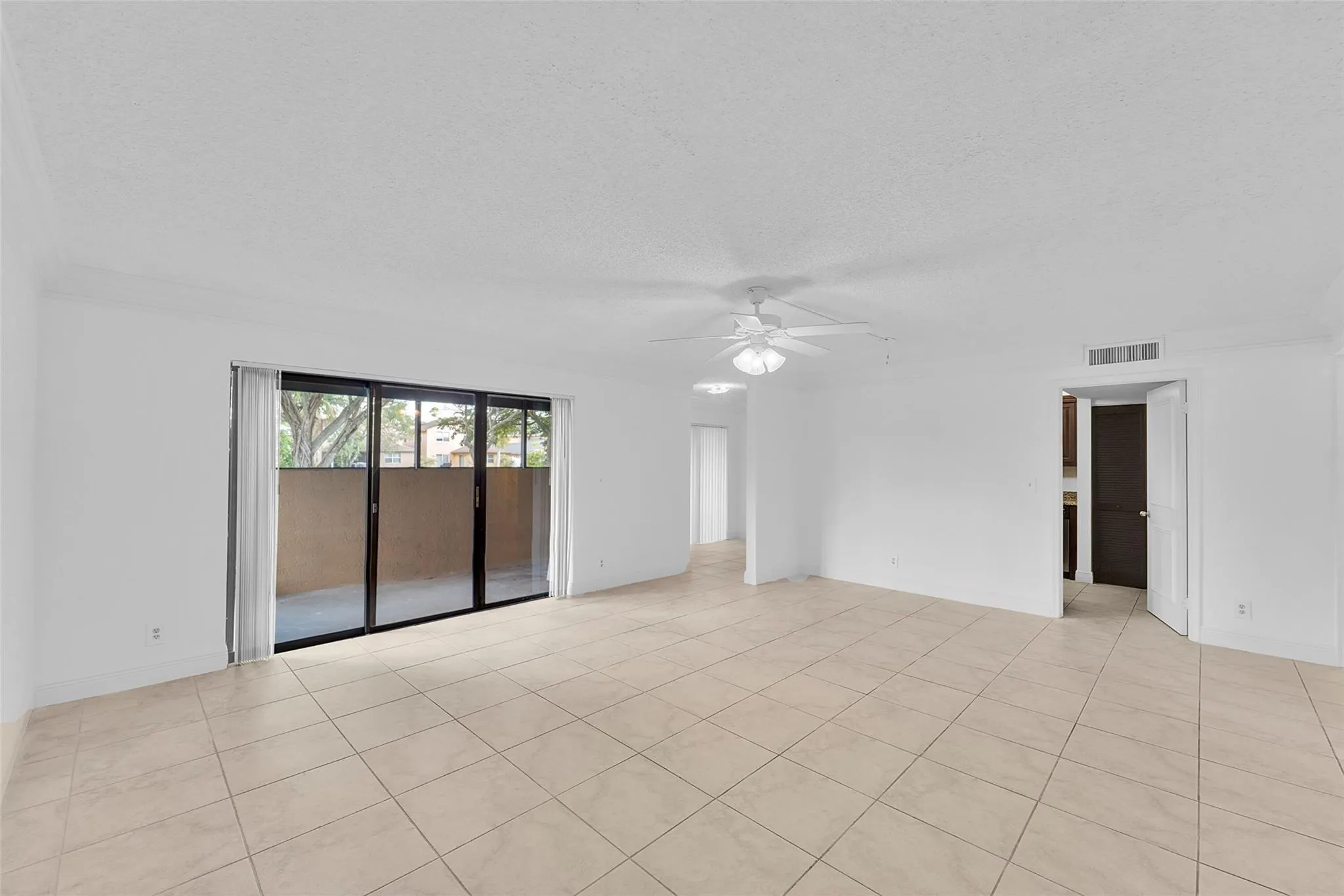 2376 NW 36th Ave