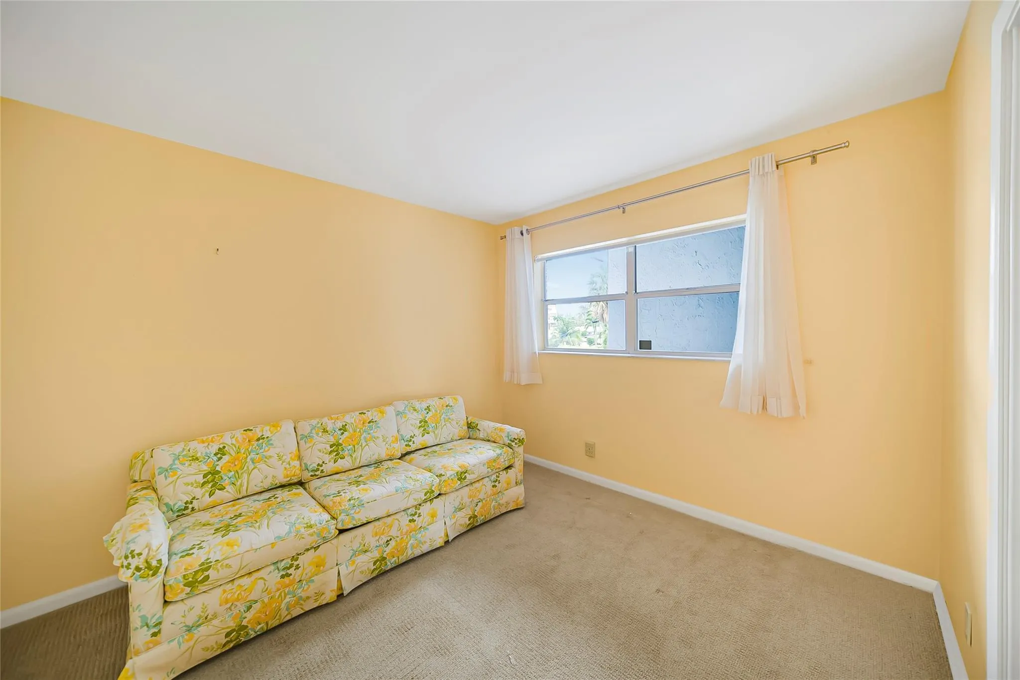 3105 NE 28th St, #2B