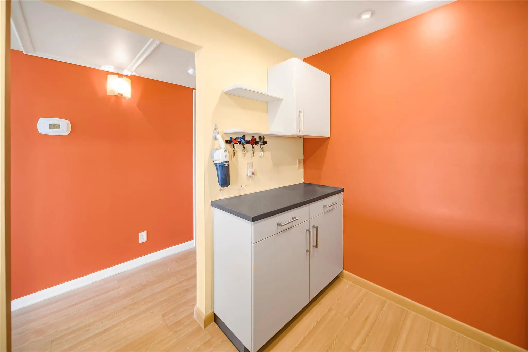 3105 NE 28th St, #2B